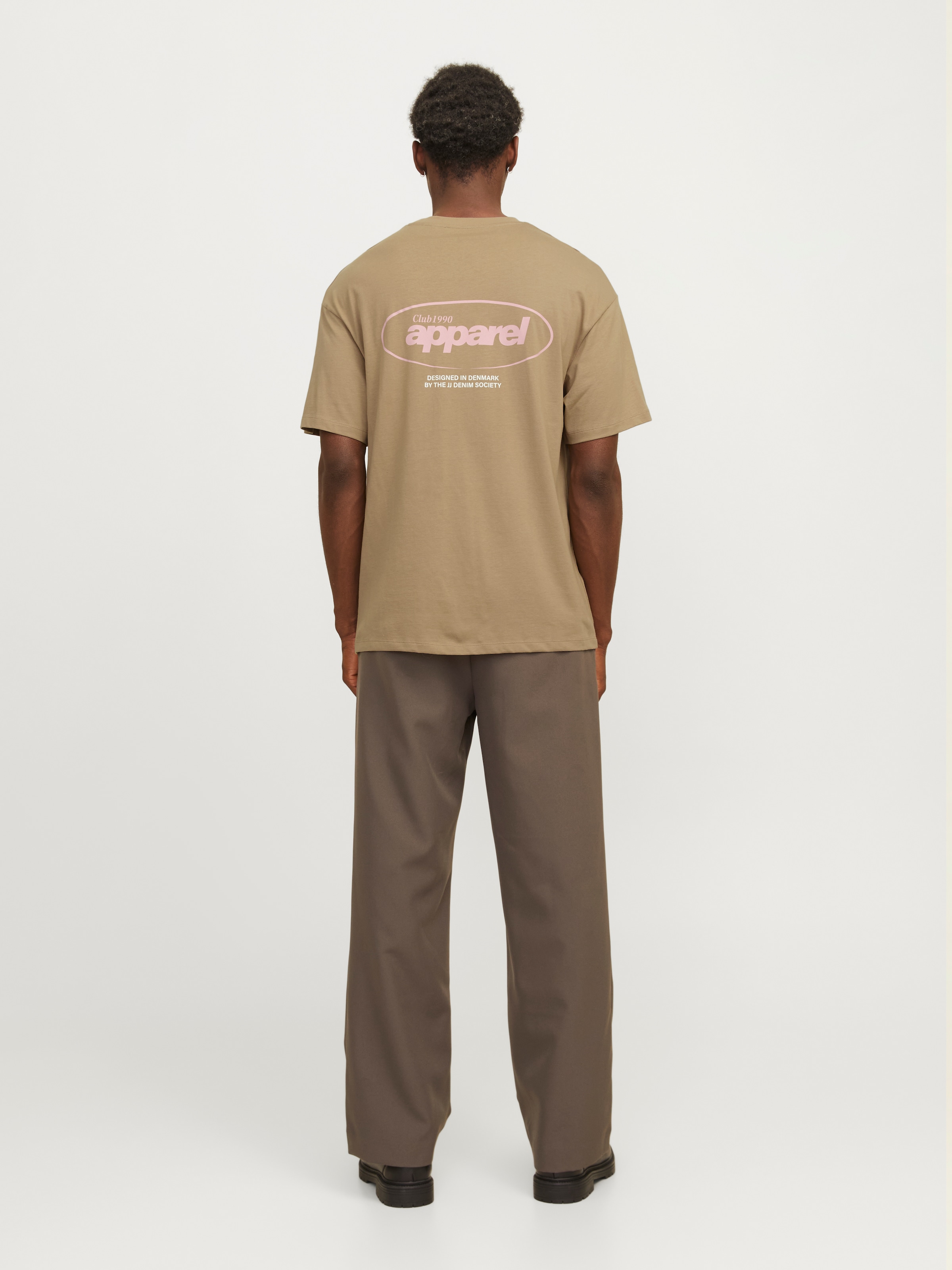 Jack & Jones Rundhalsshirt »JJEBRADLEY GRAPHIC TEE SS O-NECK NOOS«, mit Front und Back Print