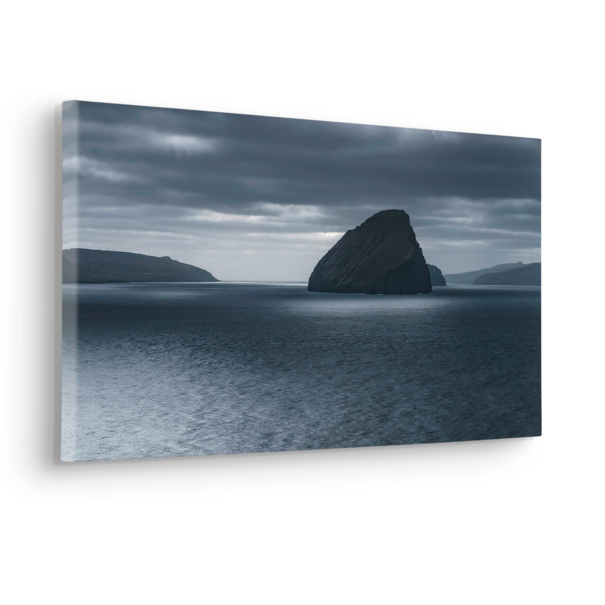 Komar Leinwandbild "Silver Sea - Größe 60 x 30 cm" Baum  Berge  Blumen & Gä günstig online kaufen