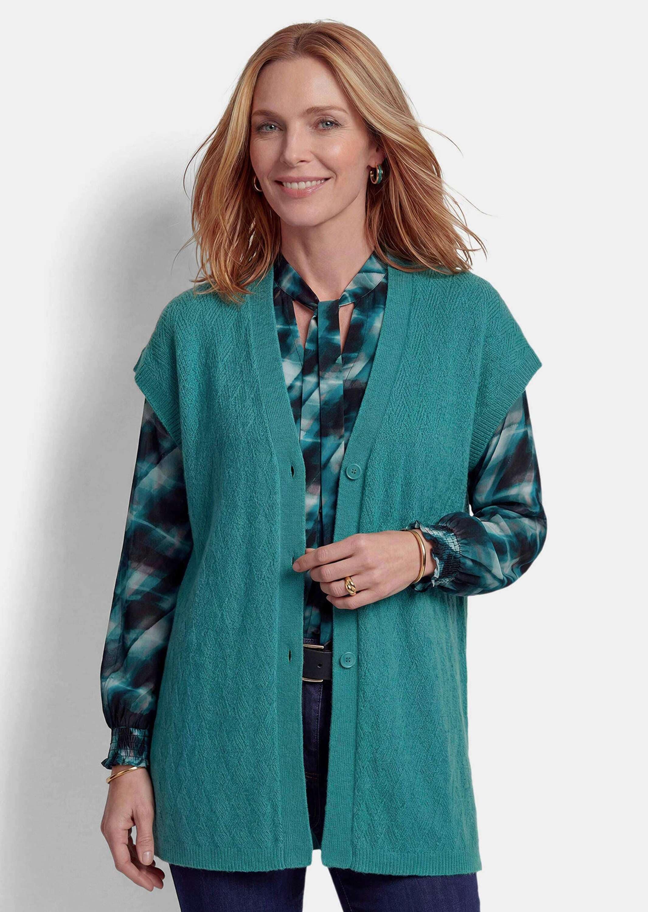 GOLDNER Strickjacke »Kurzgröße Strickweste mit Rautenmuster« seitliche Schlitzer