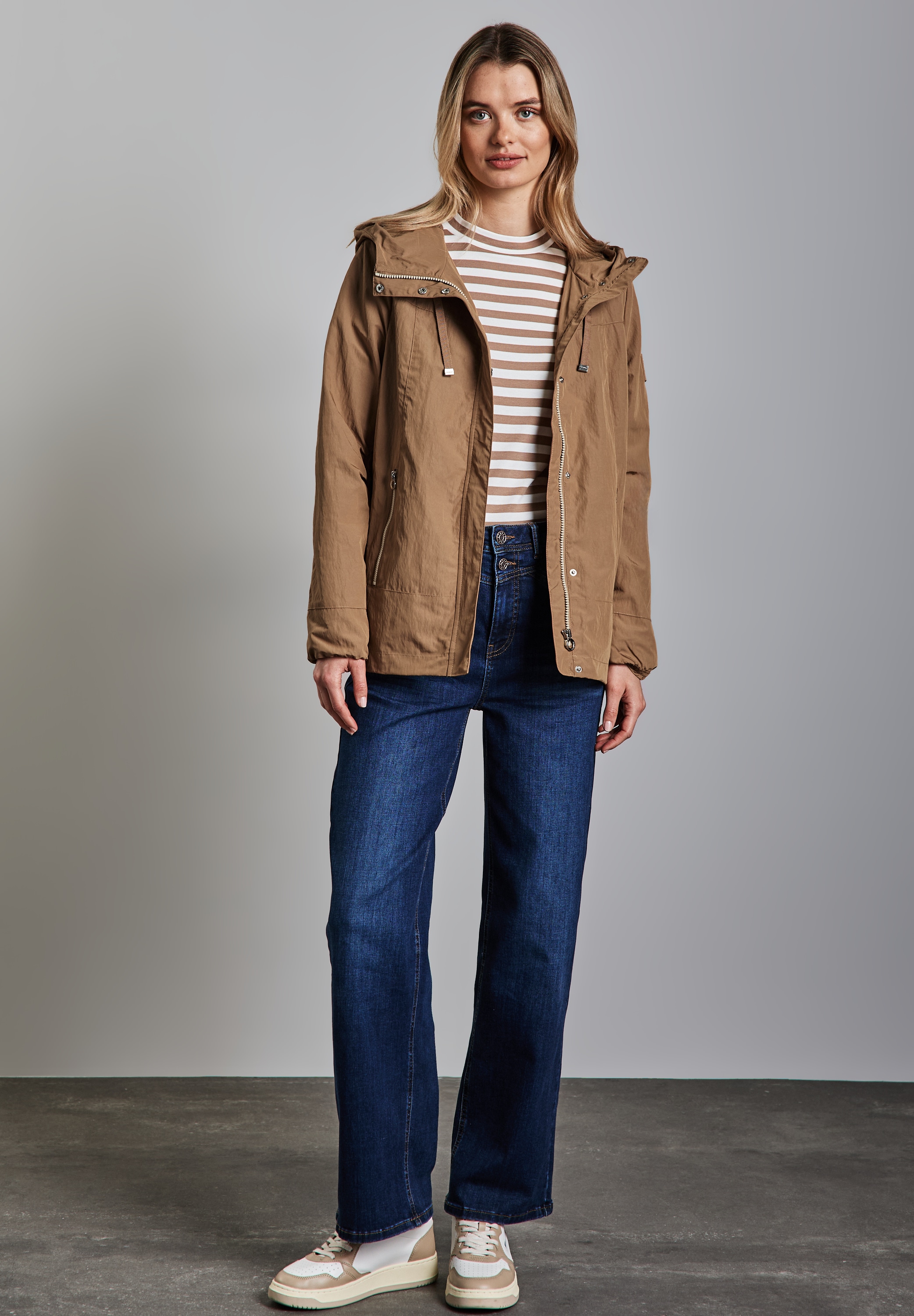 STREET ONE Kurzjacke, mit Kapuze, mit Kapuze mit Tunnelzugband