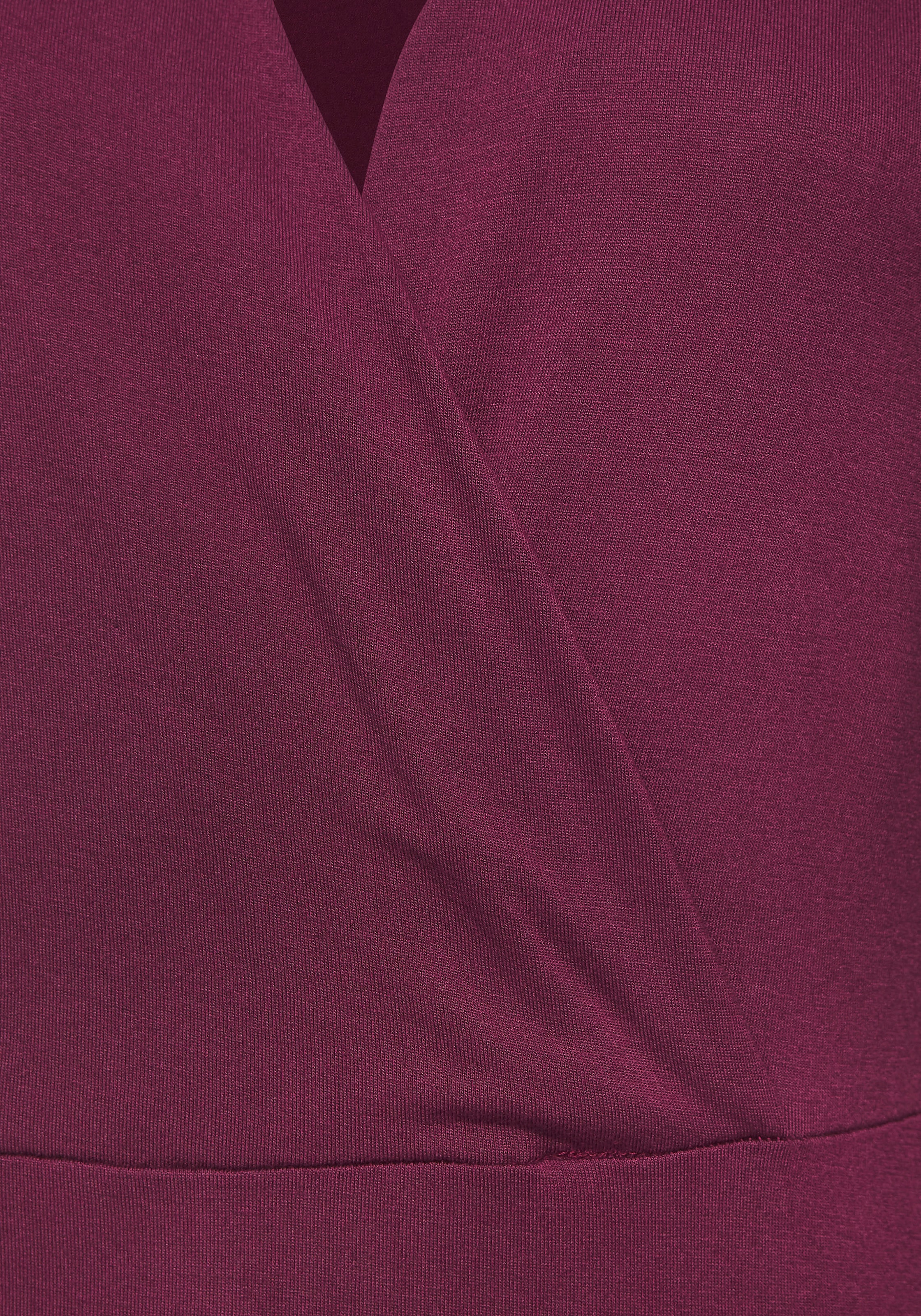 LASCANA Shirttop, mit dezenten Raffungen an der Schulter, elastisches Damentop