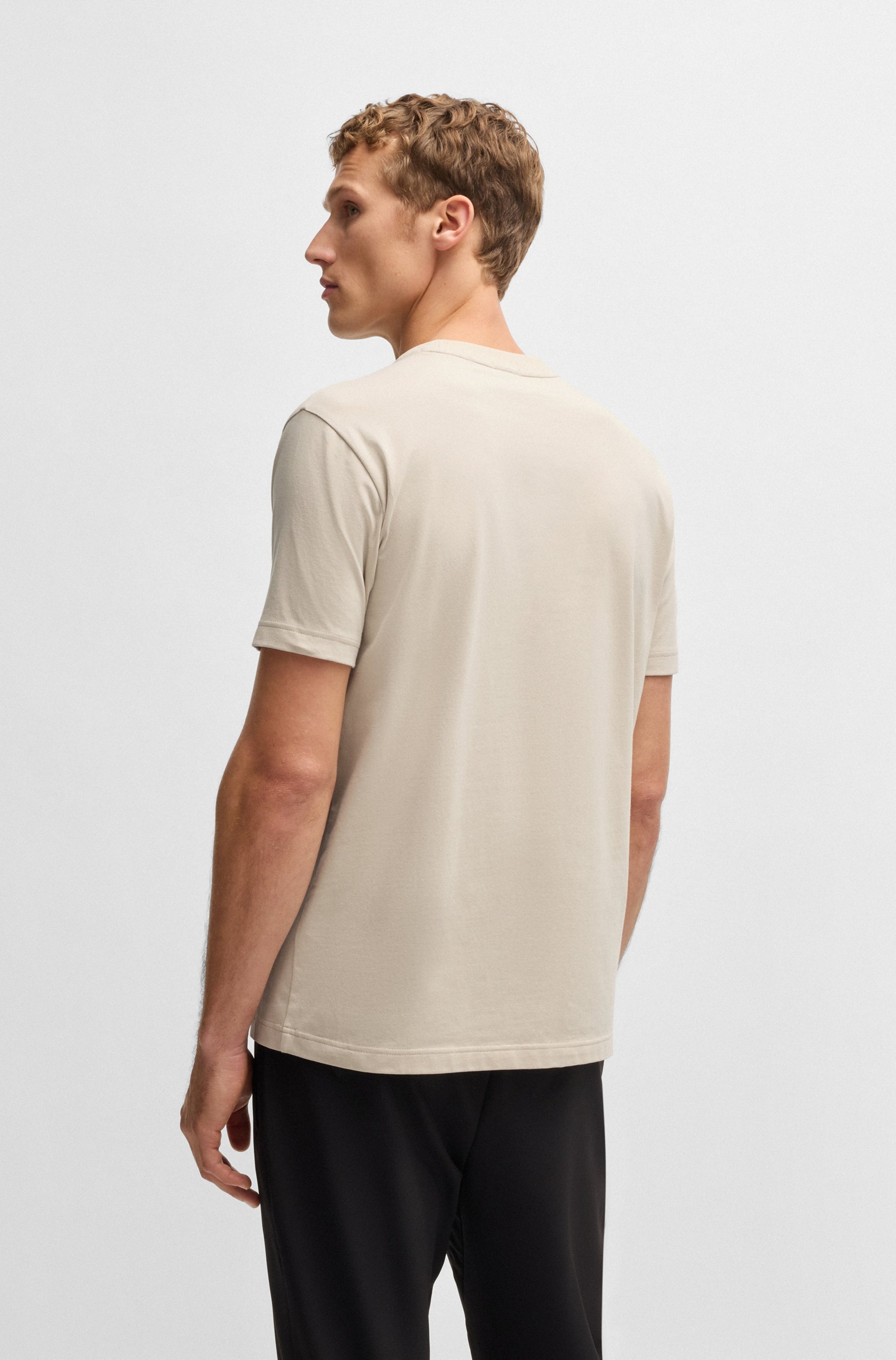 BOSS GREEN Rundhalsshirt "Tee", mit gummiertem Kontrast-Logo günstig online kaufen