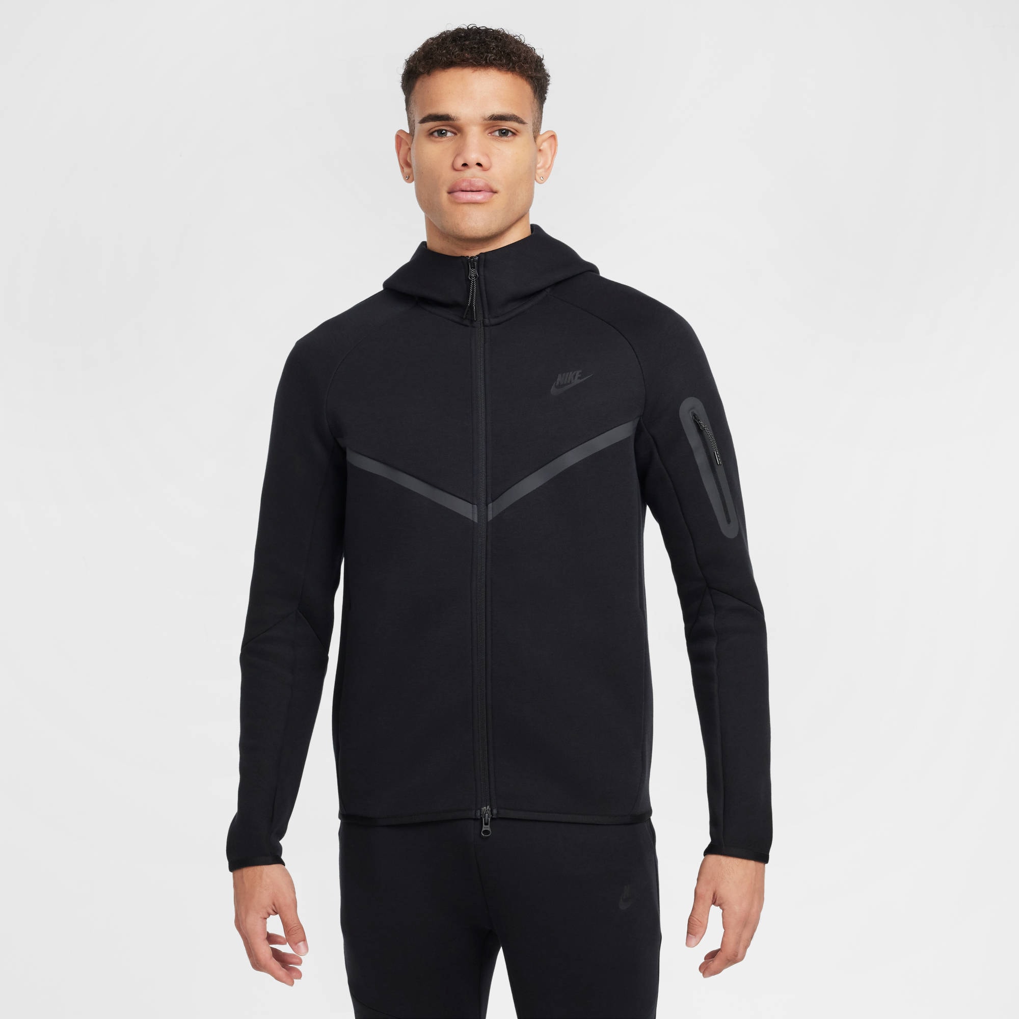 Nike Sportswear Sweatjacke »M NK TCH FLC FZ WR HOODIE« mit 2-Wege-Reißverschluss, aus elastischem Material