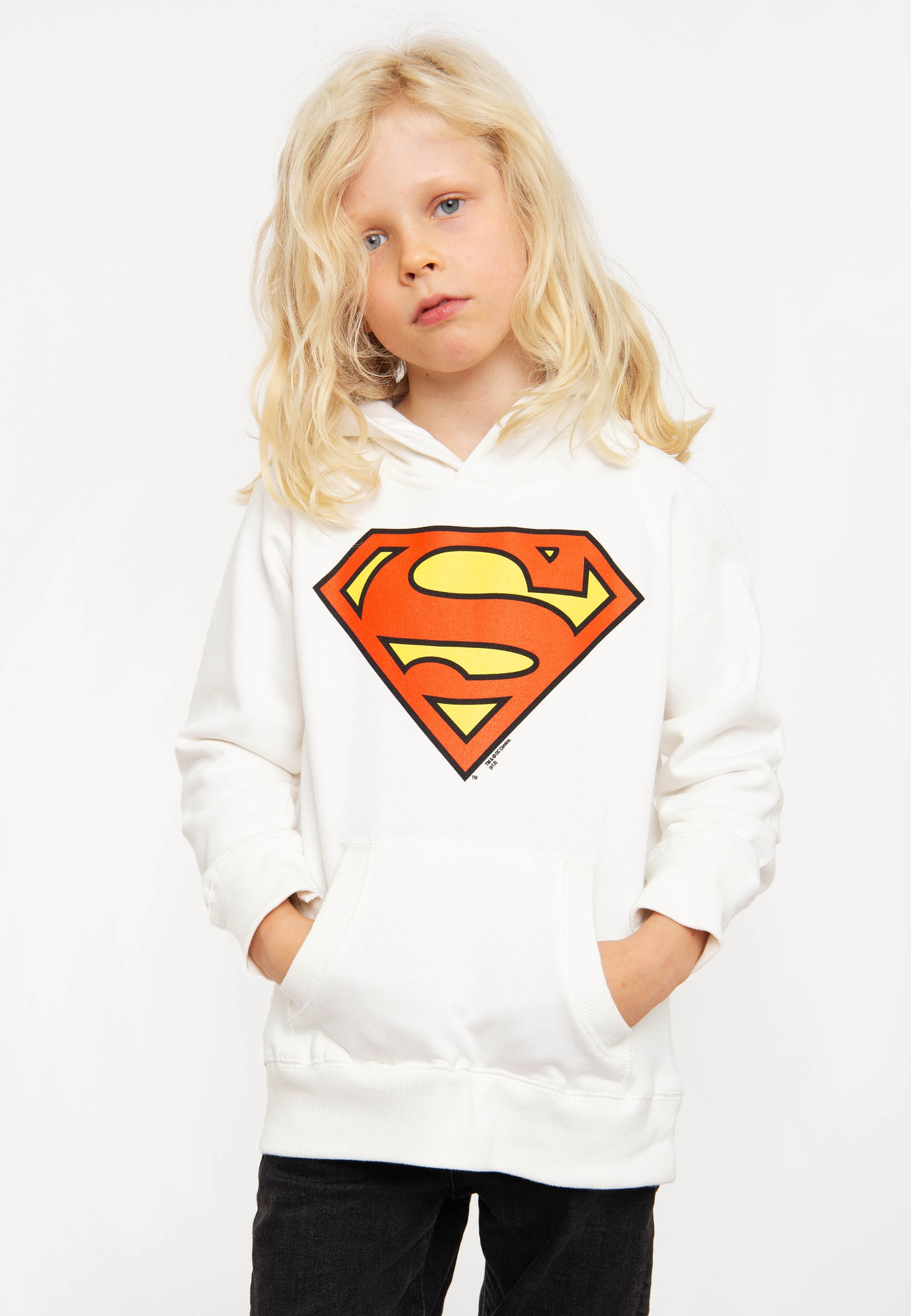 LOGOSHIRT Kapuzensweatshirt »DC - Batman Logo«, mit stylischem Superman-Aufdruck