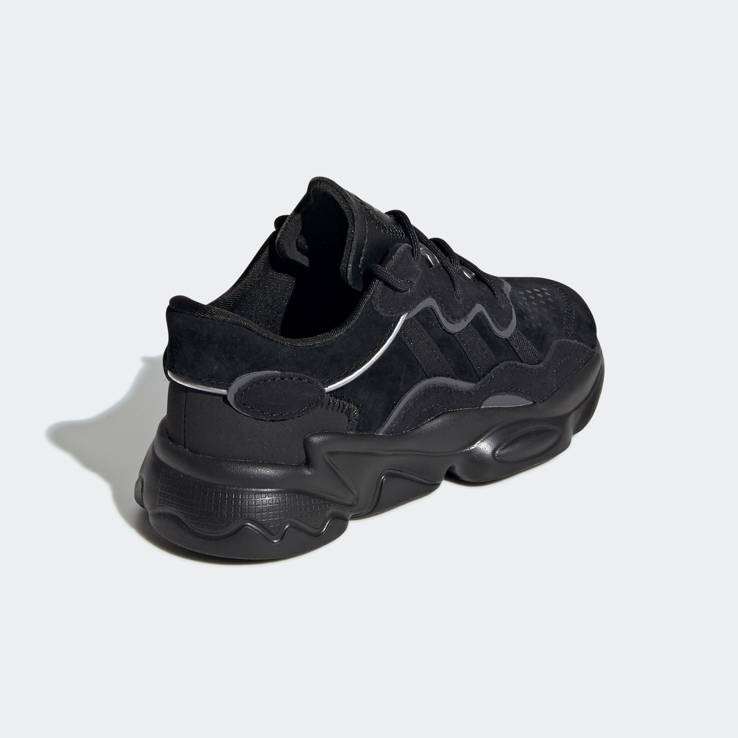 adidas Originals Sneaker »OZWEEGO«