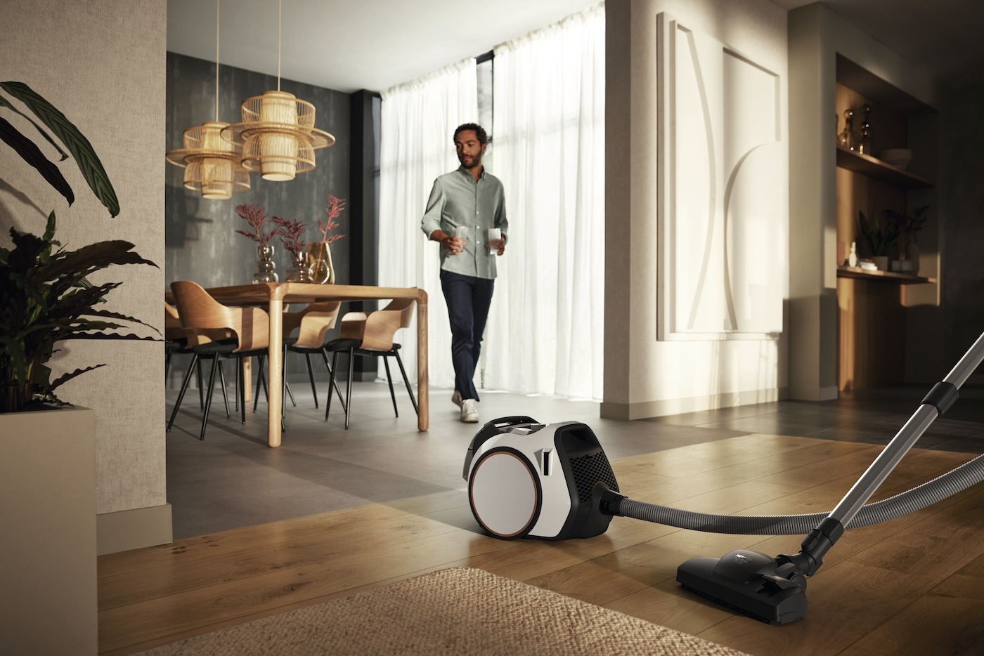 Miele Bodenstaubsauger »Boost CX1 CarCare«, 700 W, beutellos