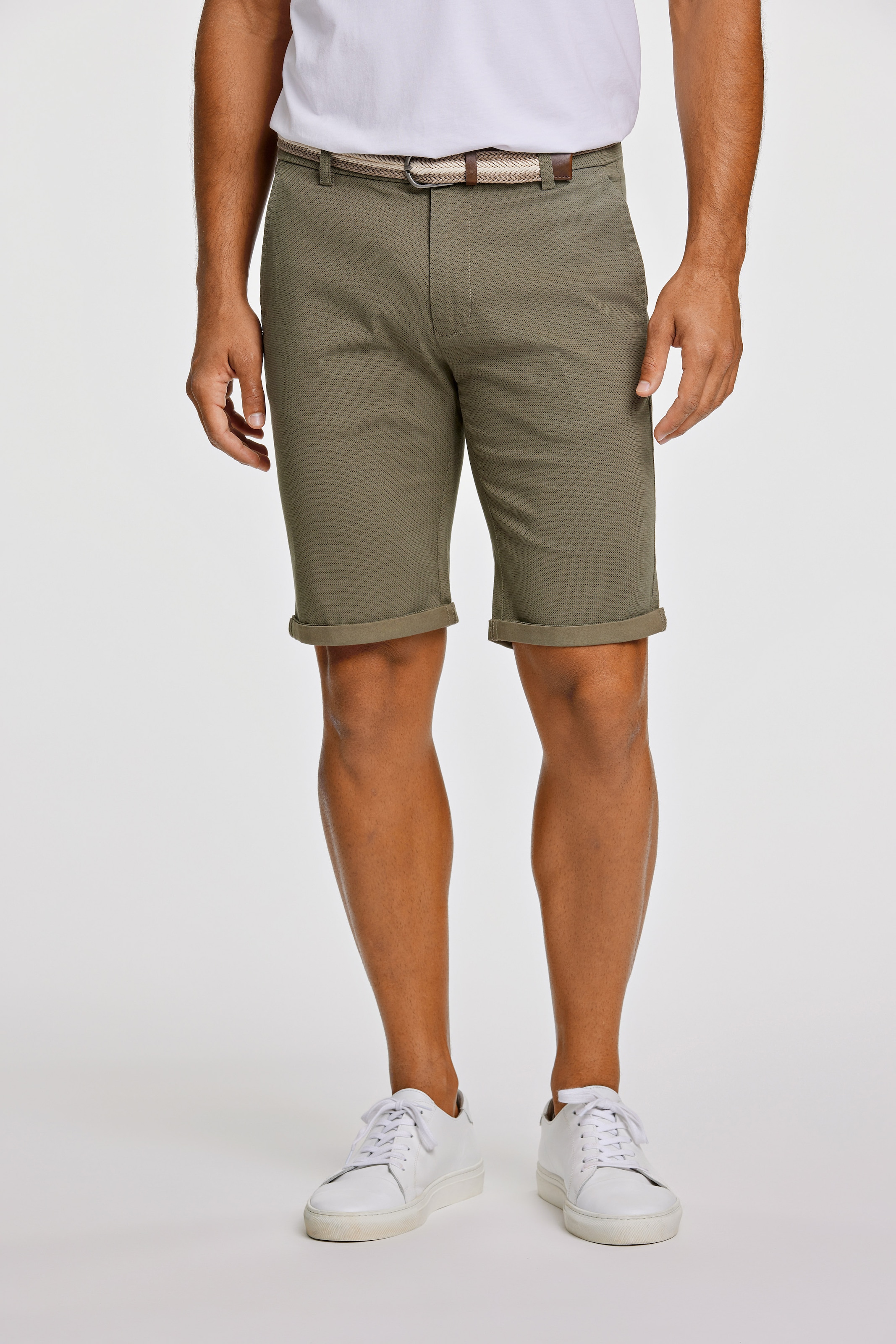 LINDBERGH Chinoshorts Sommerhose mit Gürtel günstig online kaufen