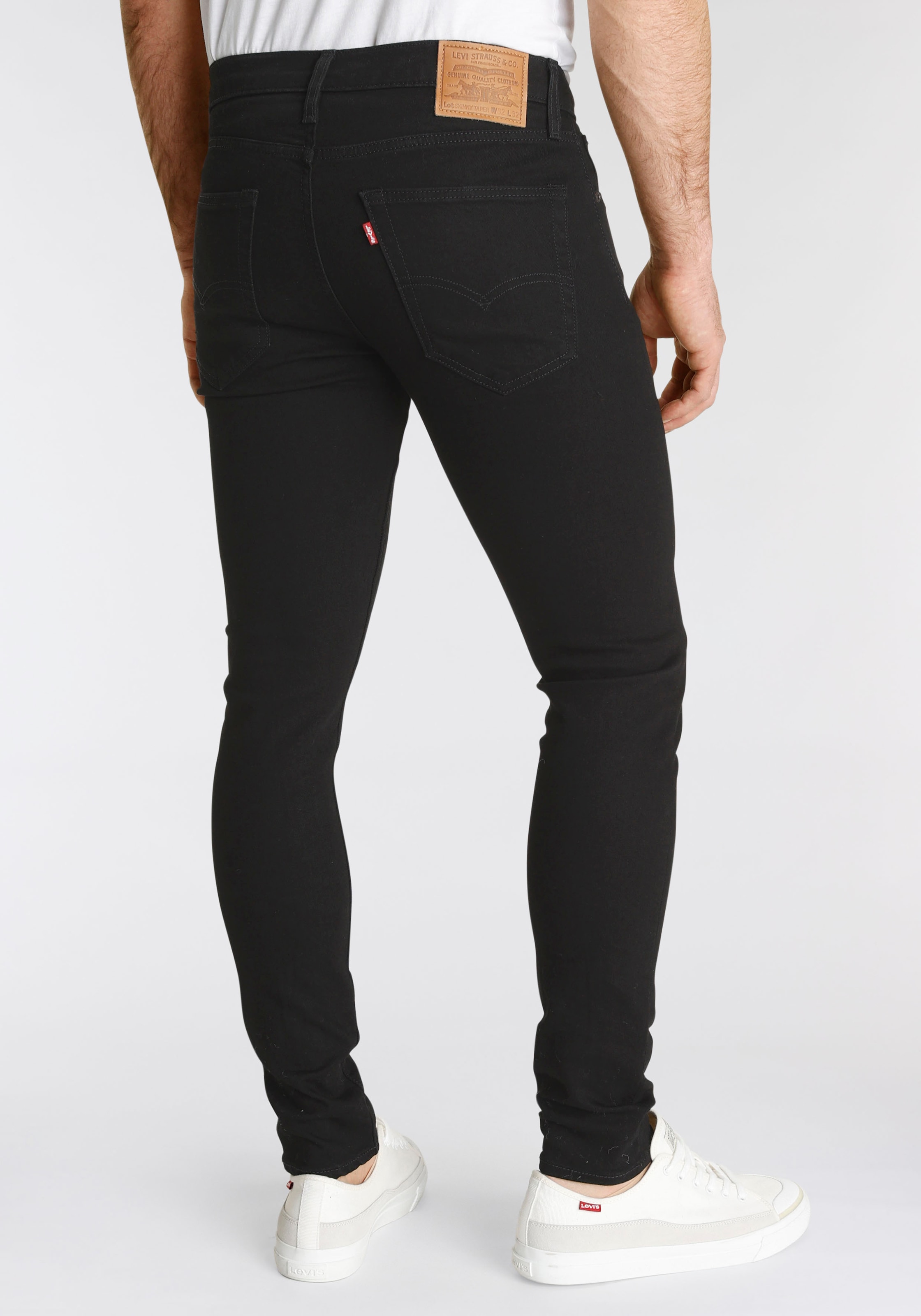 Levi's® Skinny-fit-Jeans »SKINNY TAPER«, mit Markenlabel