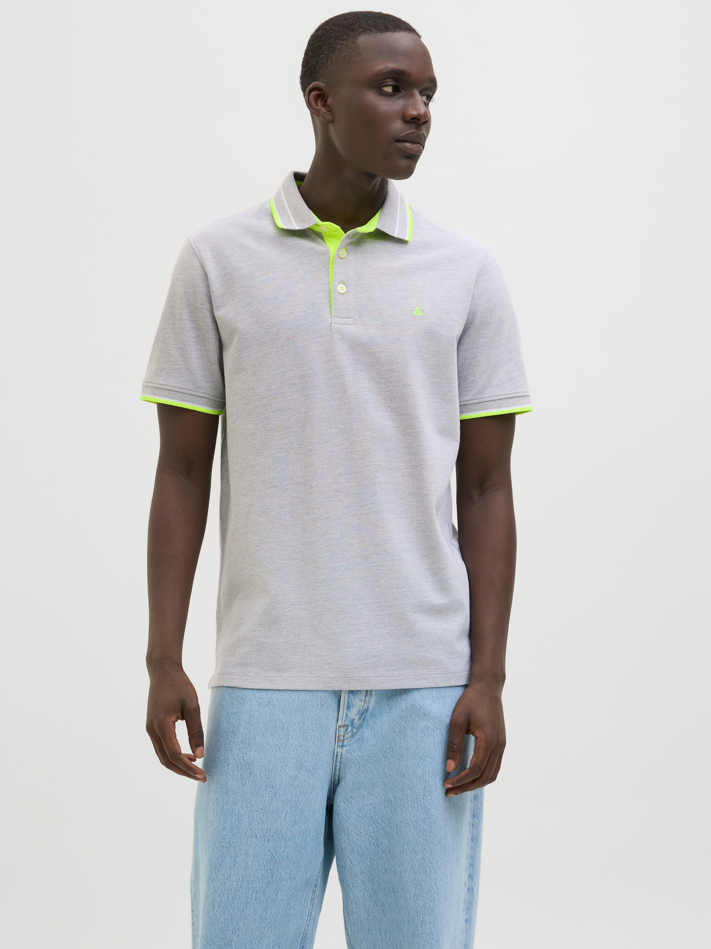 Jack & Jones Poloshirt »JJEPAULOS POLO SS NOOS«, mit Logo Stickerei