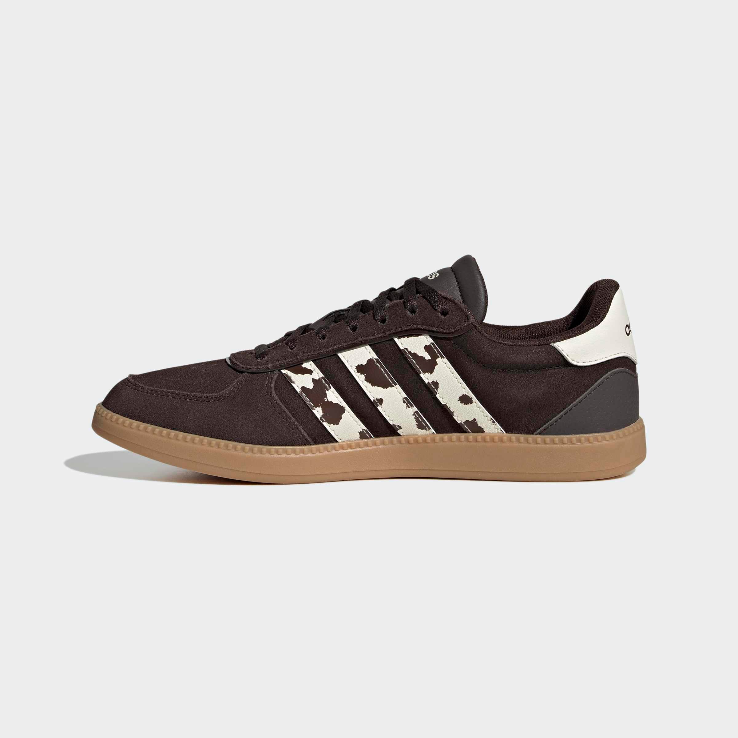 adidas Sportswear Sneaker »BREAKNET SLEEK«  inspiriert vom Design des adidas handball spezial
