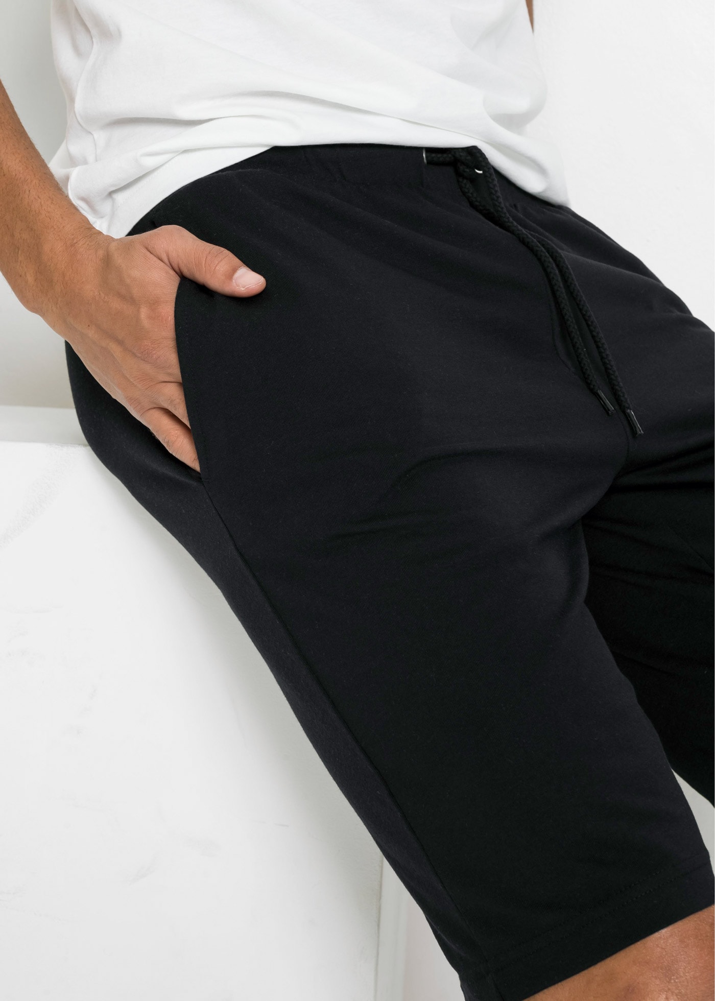 bonprix Shorts  aus Baumwolle und Polyester, Regular Fit, leichte Qualität