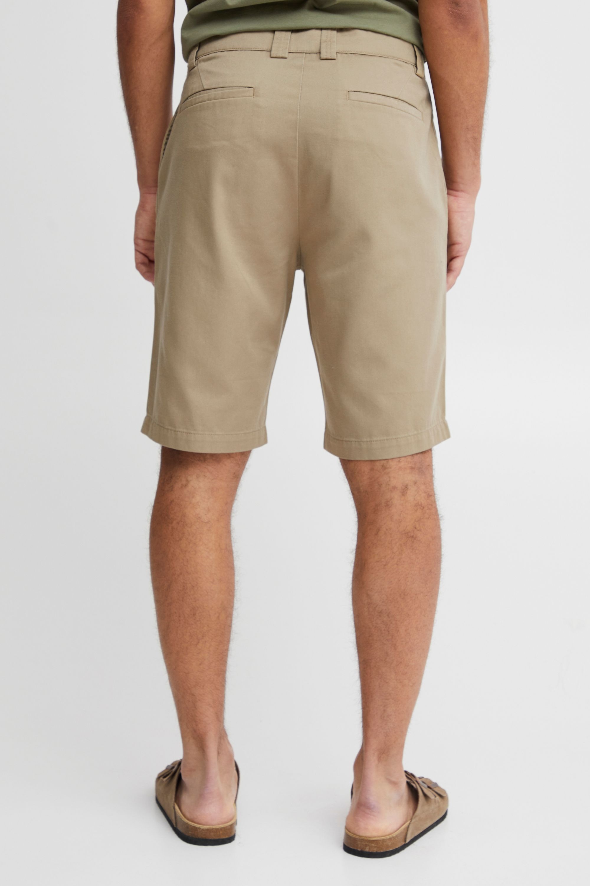 Chinoshorts 11 PROJECT "Chinoshorts PRArno", Herren, Gr. XL, N-Gr, grün (tree house), Obermaterial: 65% Polyester PES. 35% Baumwolle CO., Hosen Chinoshorts 3
