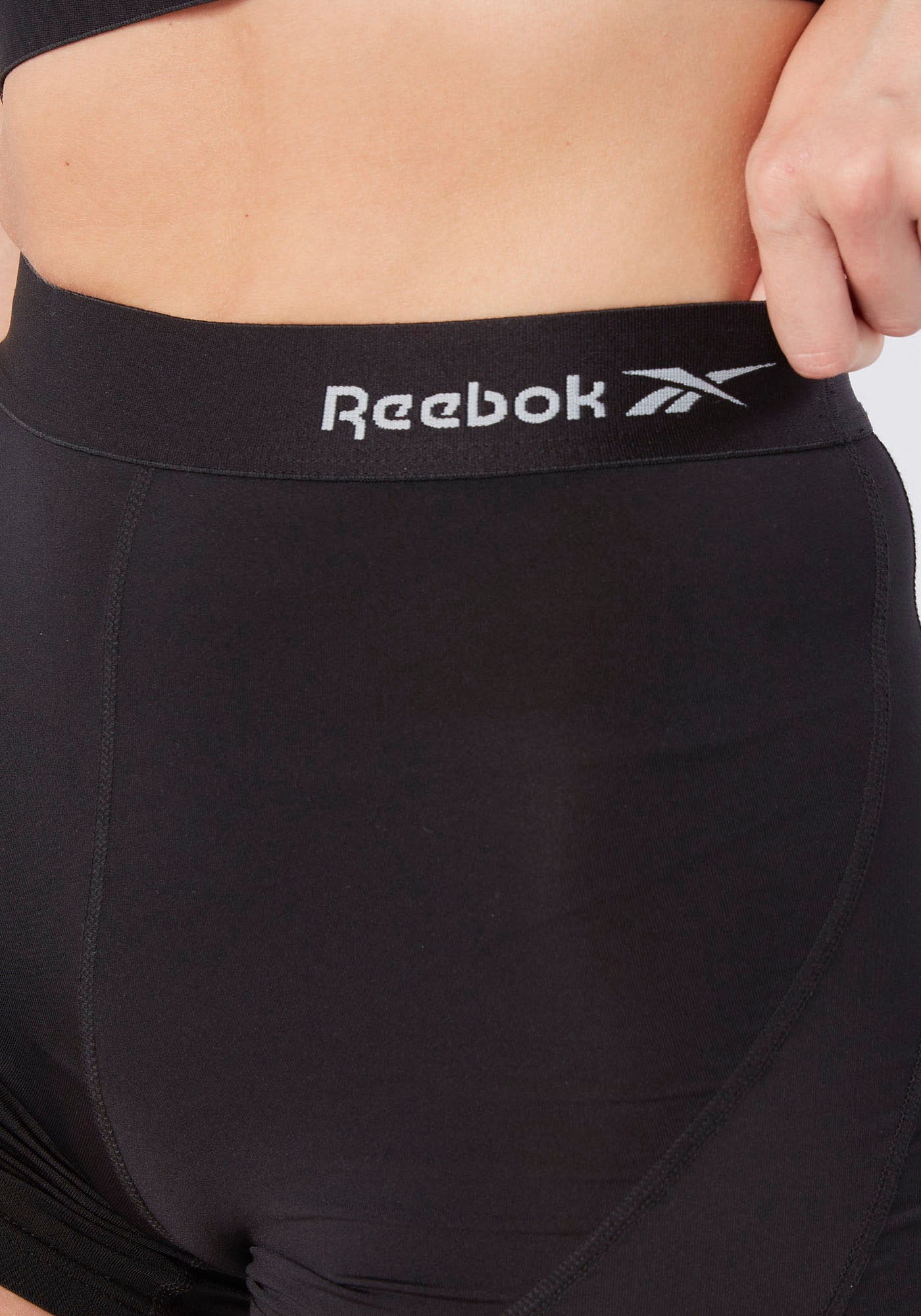 Reebok Boxershorts »JOYNER« kühlender Materialeinsatz, basic, bequem, eng, mit Logo, breiter Bund