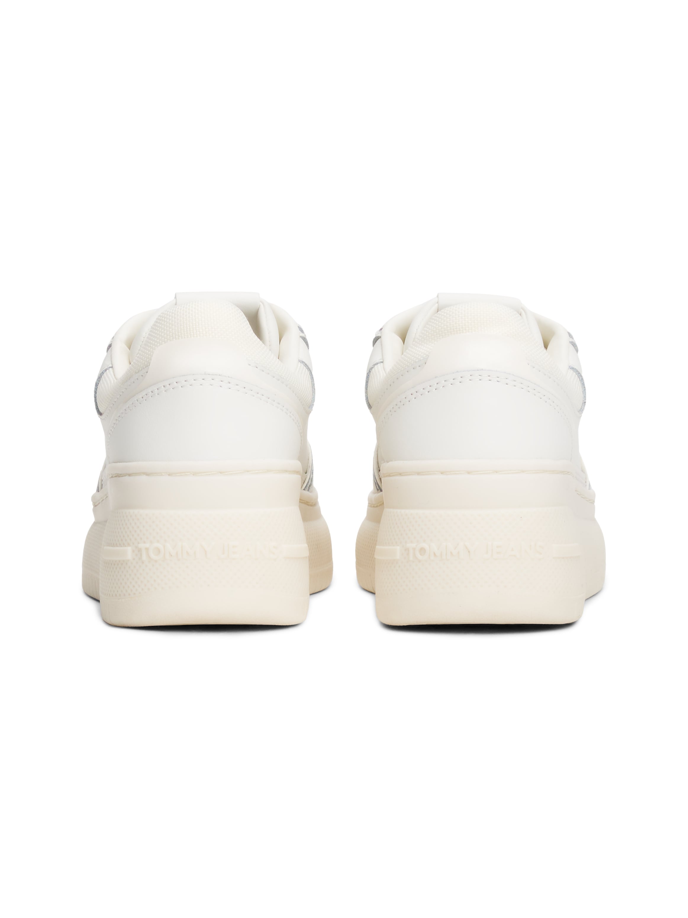 Tommy Jeans Keilsneaker »TJW RETRO BASKET FLATFORM«, Keilabsatz, Plateau, Freizeitschuh, Schnürschuh mit Lochmuster