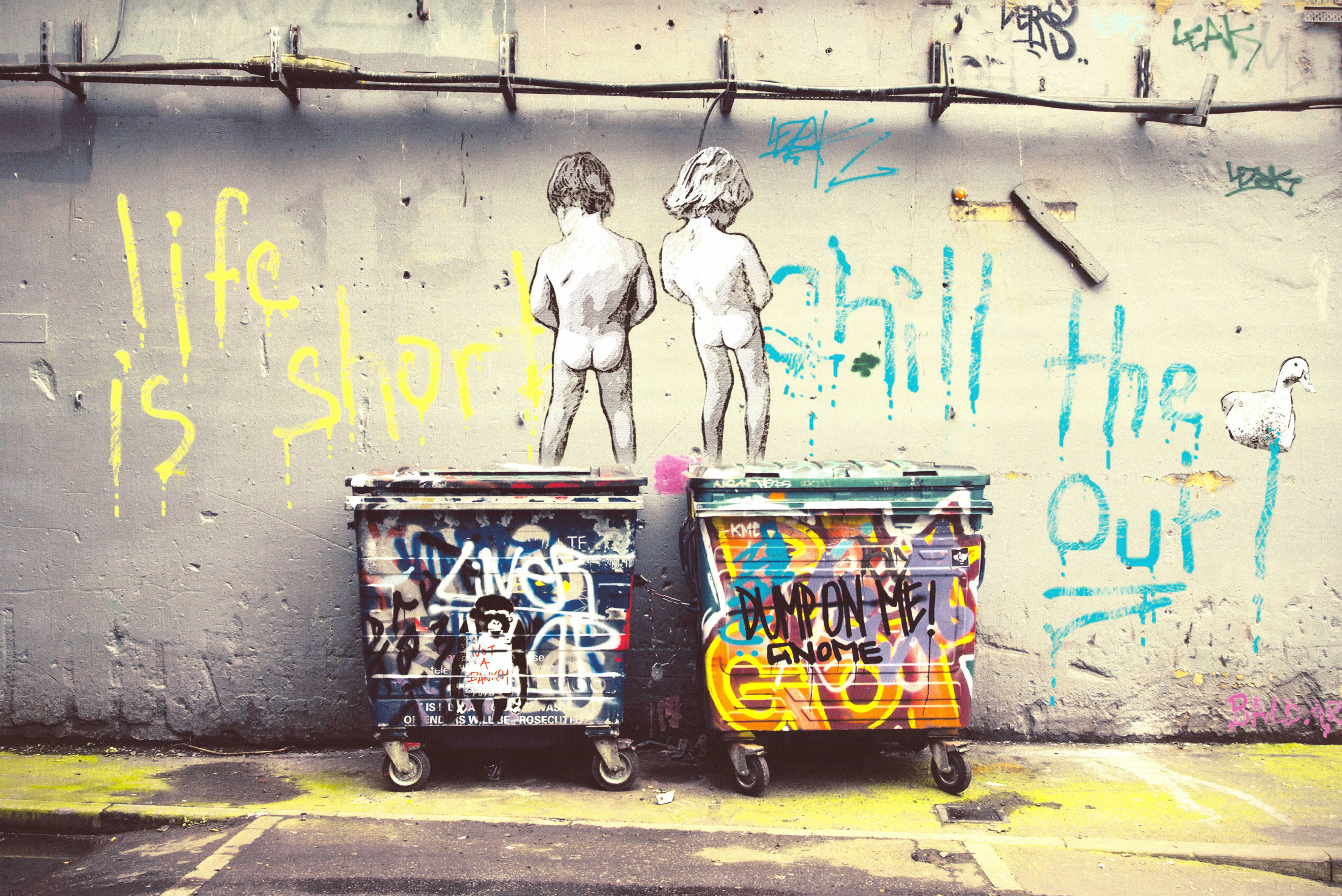 Affengeilebilder Leinwandbild "Life is Short by Banksy auf Keilrahmen gespannt" 1 Stk. tlg. Kunstdruck Wandbild Bild in verschiedenen Formaten