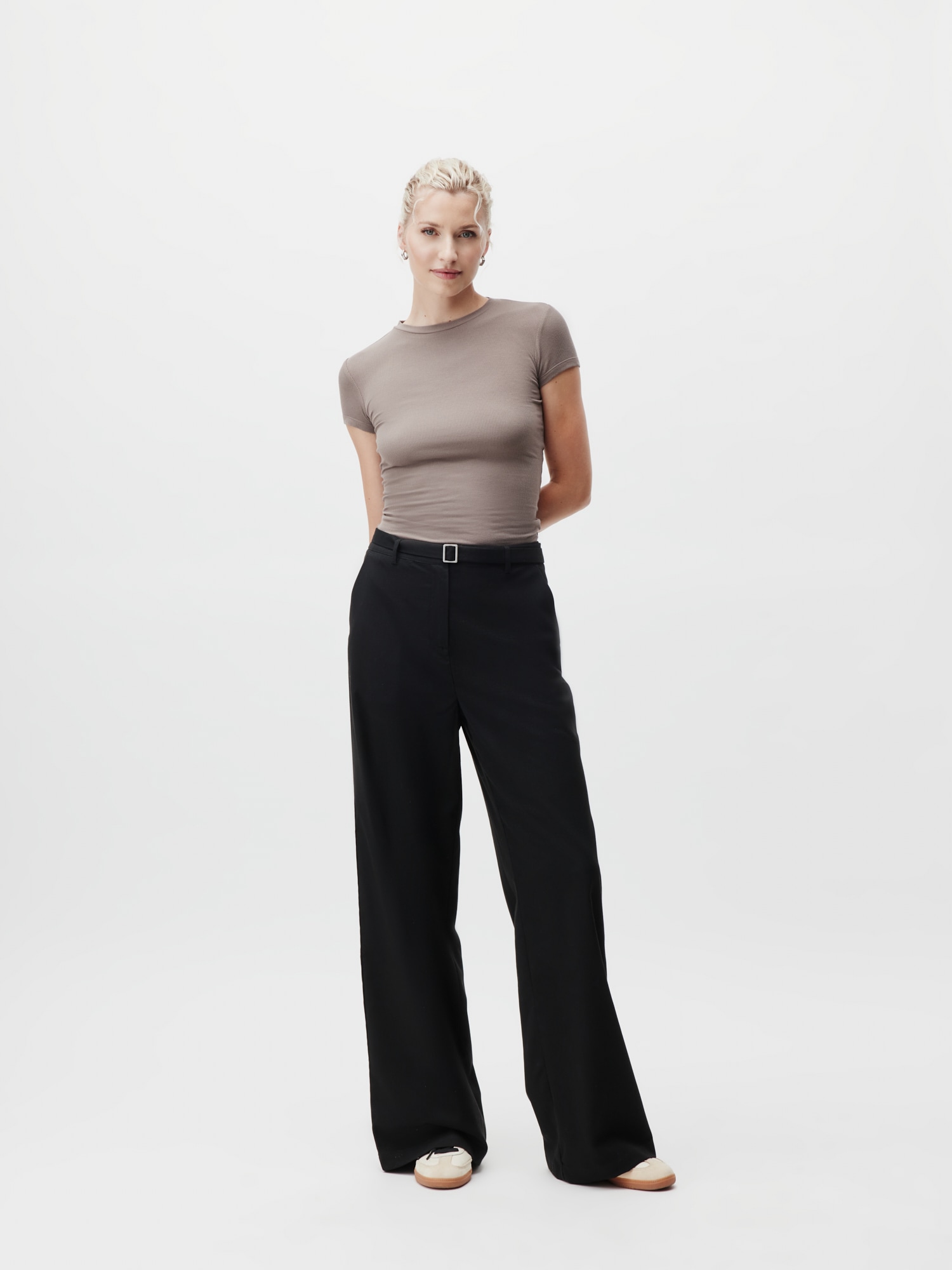 LeGer T-Shirt »LeGer by Lena Gercke«, Figurbetont mit Rundhalsausschnitt
