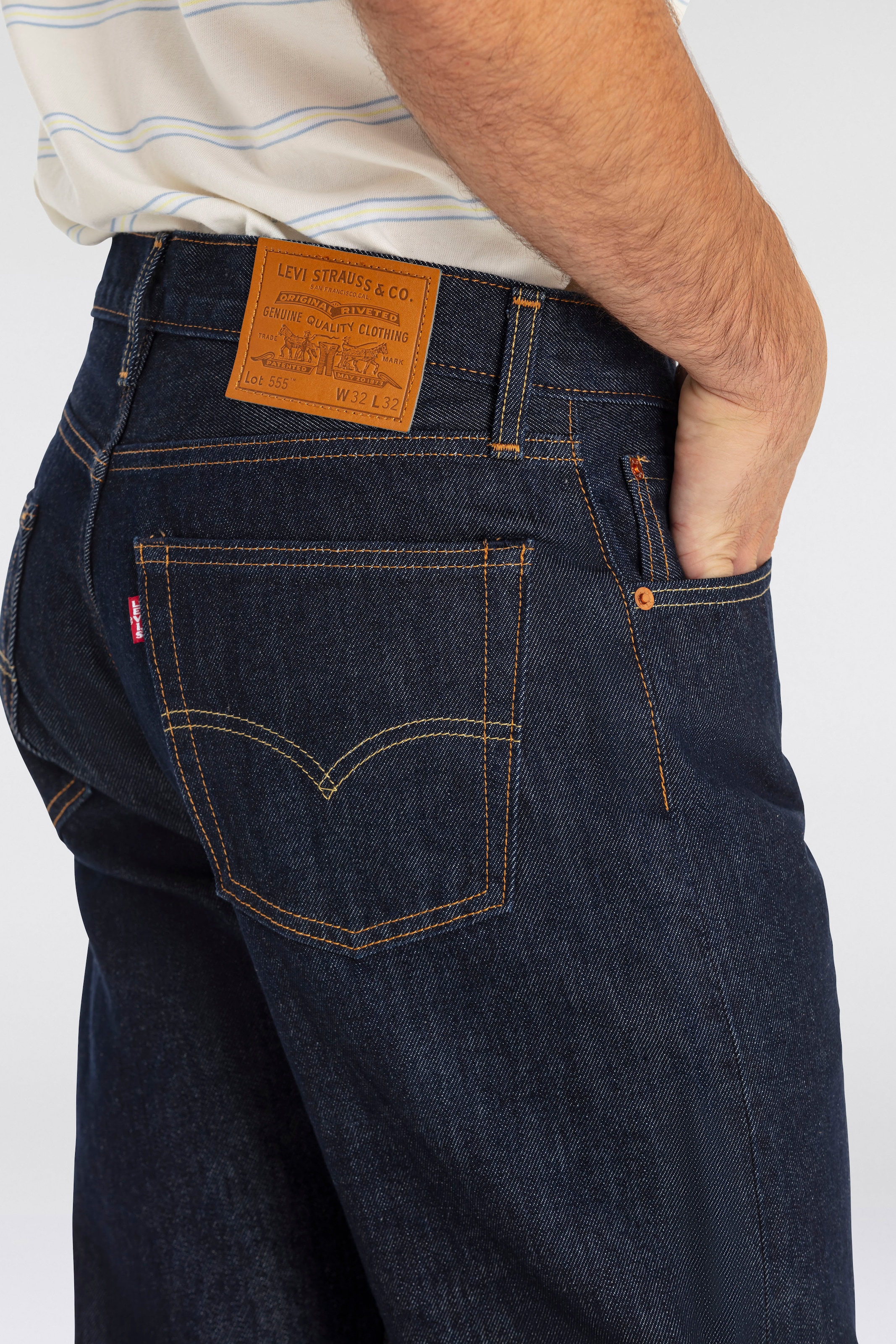 Levi's® 5-Pocket-Jeans »555 RELAXED STRAIGHT«