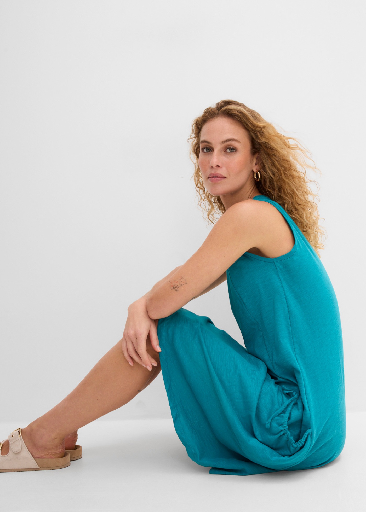 bonprix Jerseykleid »Baumwoll-Jerseykleid mit Taschen« für den Alltag, ärmellos, aus Baumwolle, in A-Linie, mit Taschen