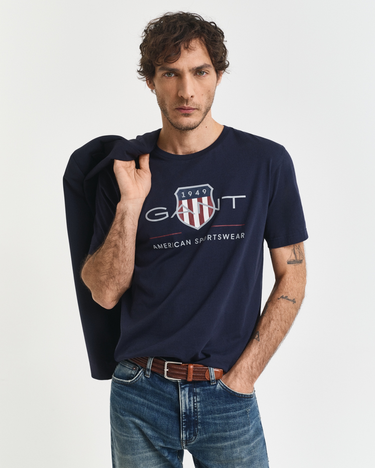 Gant T-Shirt "REG ARCHIVE SHIELD SS T-SHIRT", mit Logodruck auf der Brust günstig online kaufen