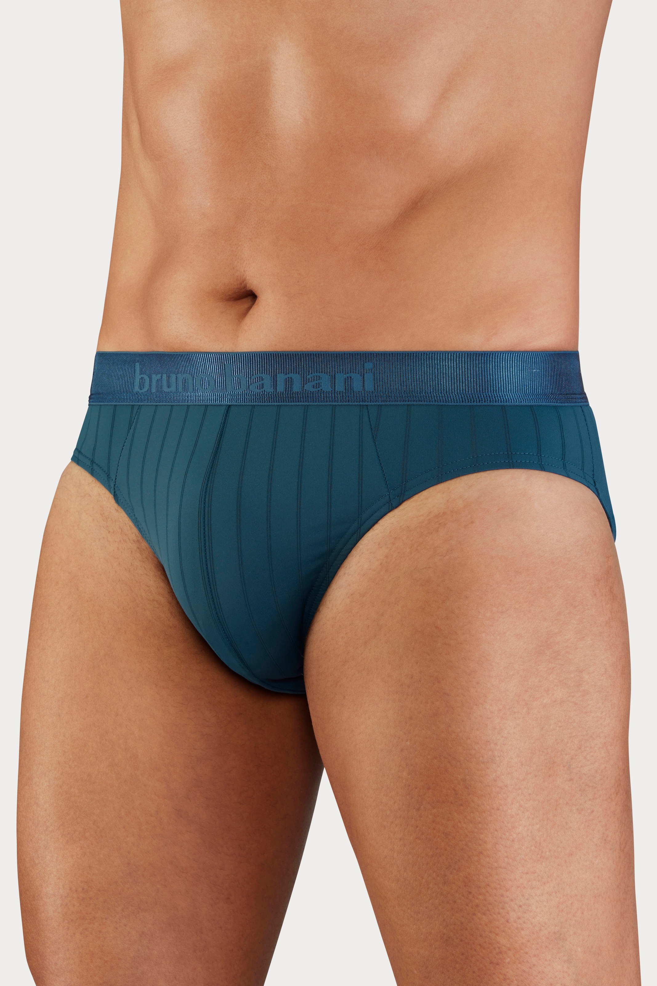 Bruno Banani Slip Packung, 2 Stk. mit weichem und dehnbarem Bündchen, schnelltrocknend