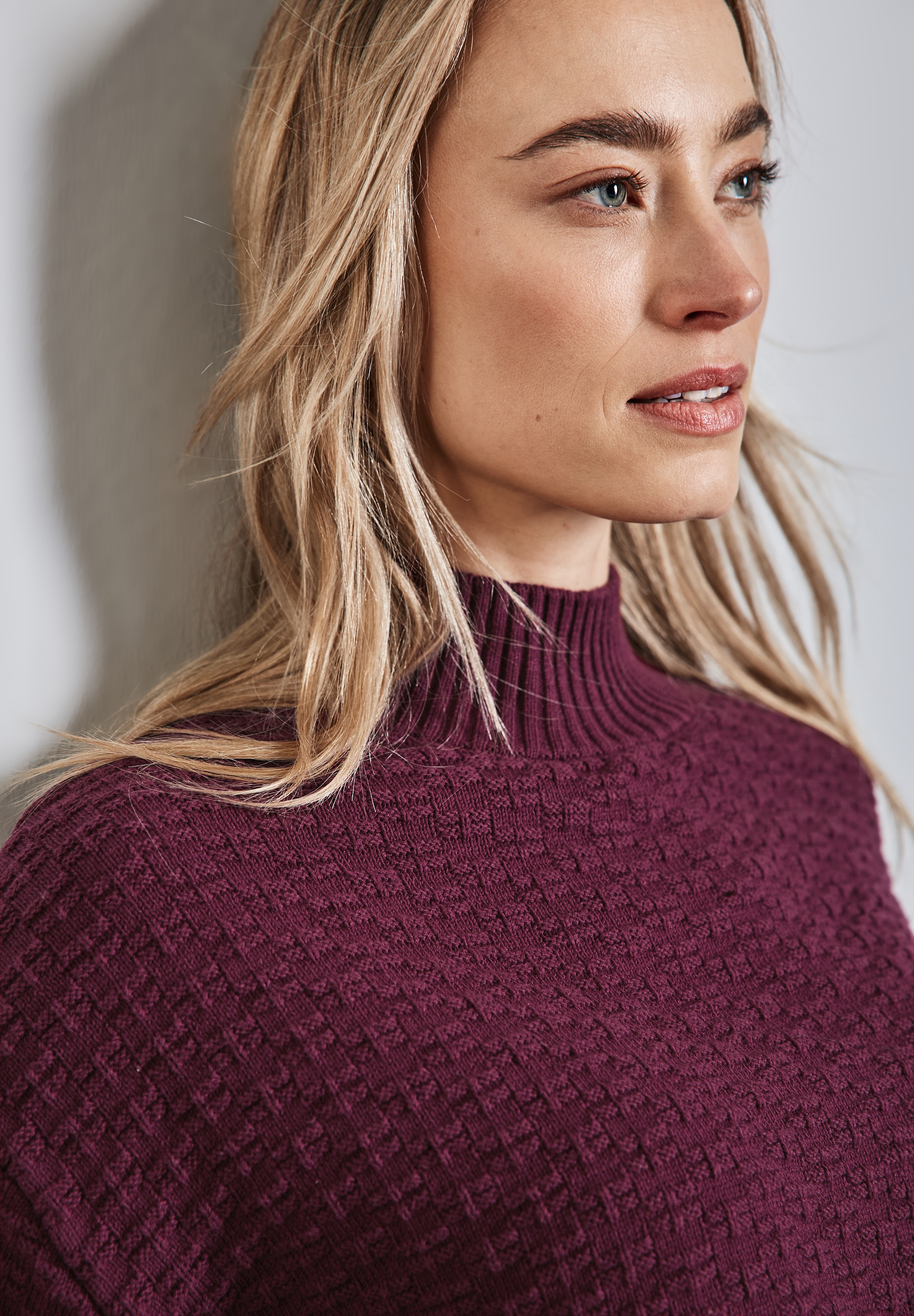 STREET ONE Rollkragenpullover, mit Struktur