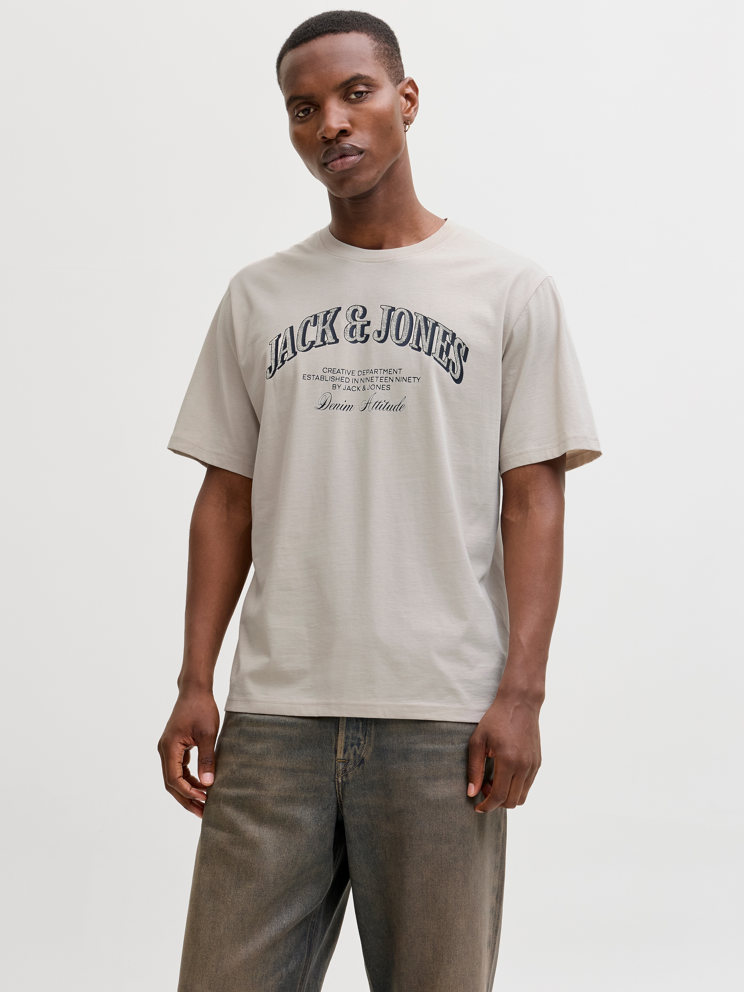 Jack & Jones Rundhalsshirt "JJEDENVER GRAPHIC TEE SS O-NECK SN" mit Logobranding