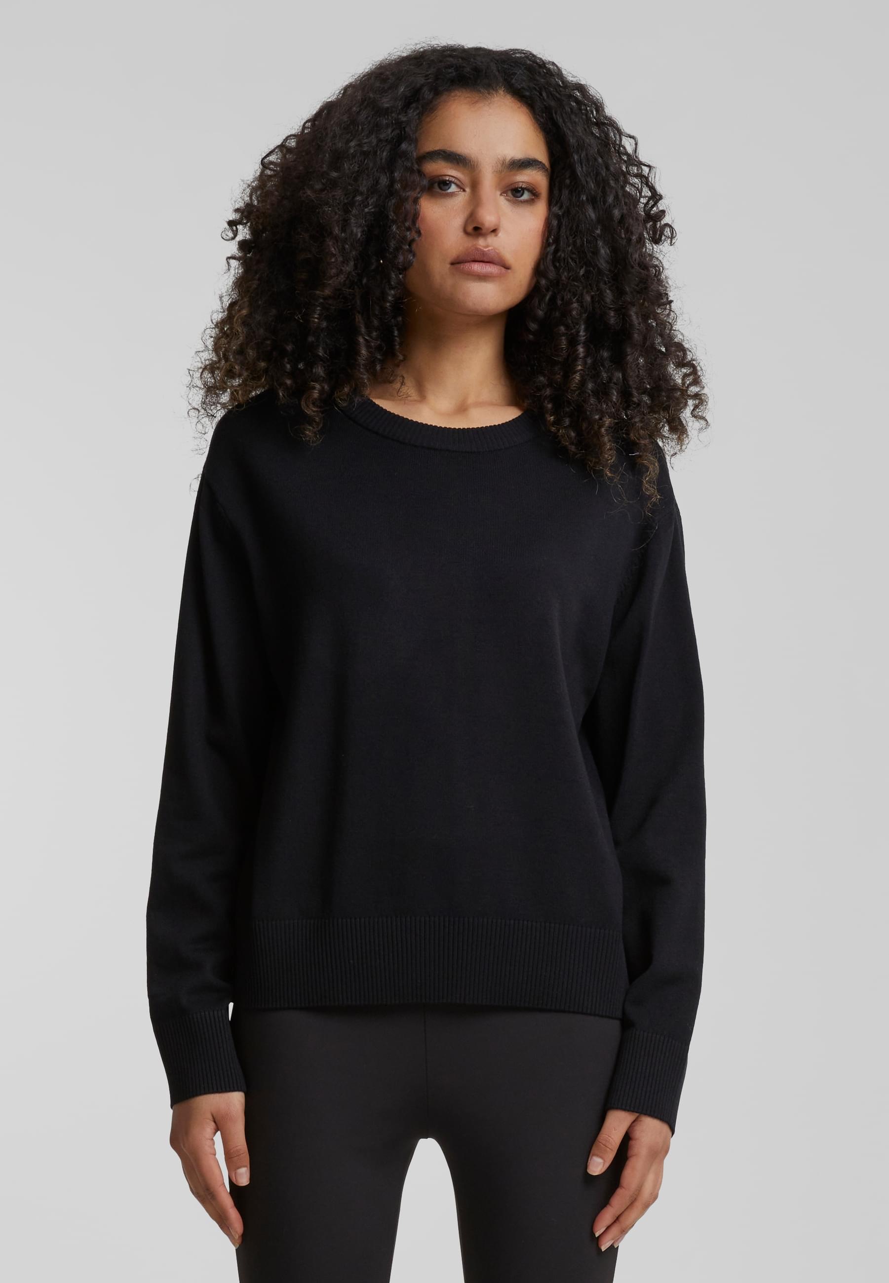 URBAN CLASSICS Rundhalspullover »Urban Classics Damen Ladies Knitted Roundneck Sweater«, (1 tlg.)