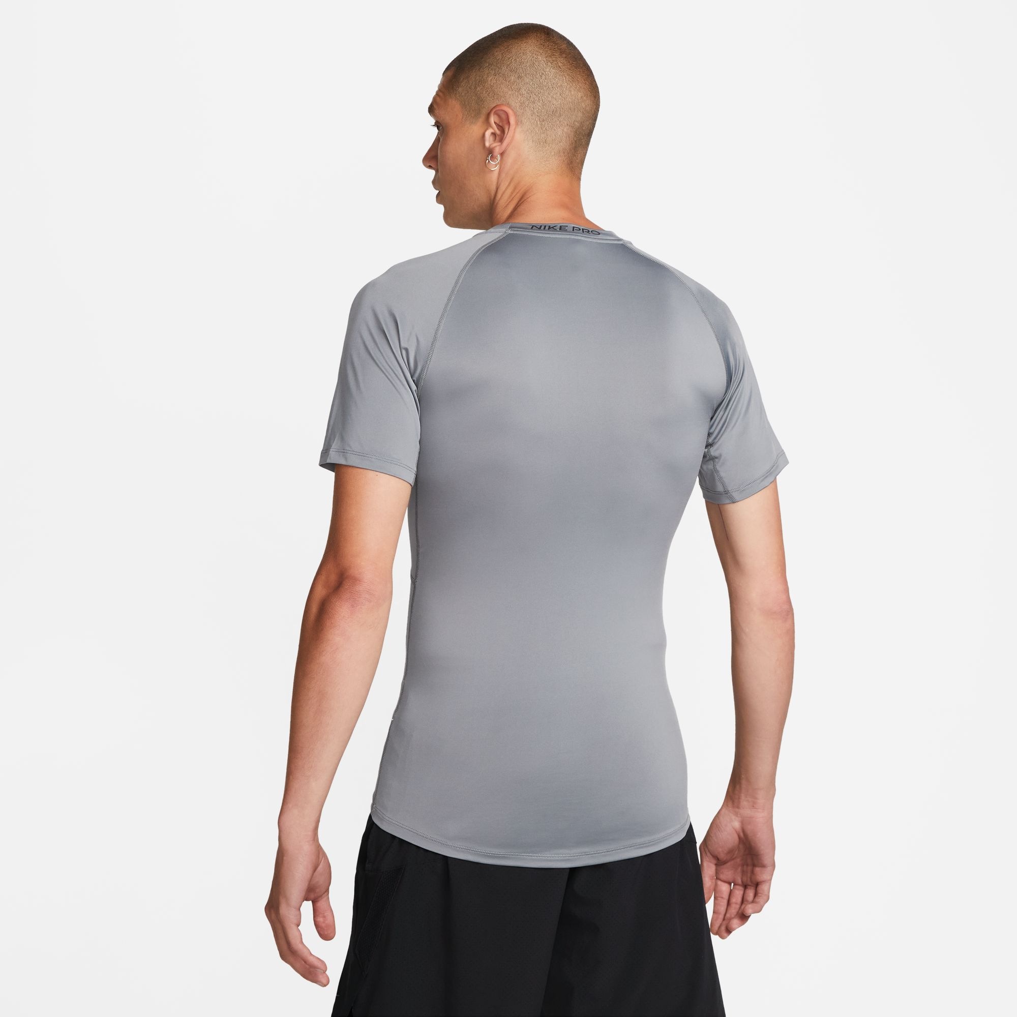 Nike Trainingsshirt »M NP DF TIGHT TOP SS«