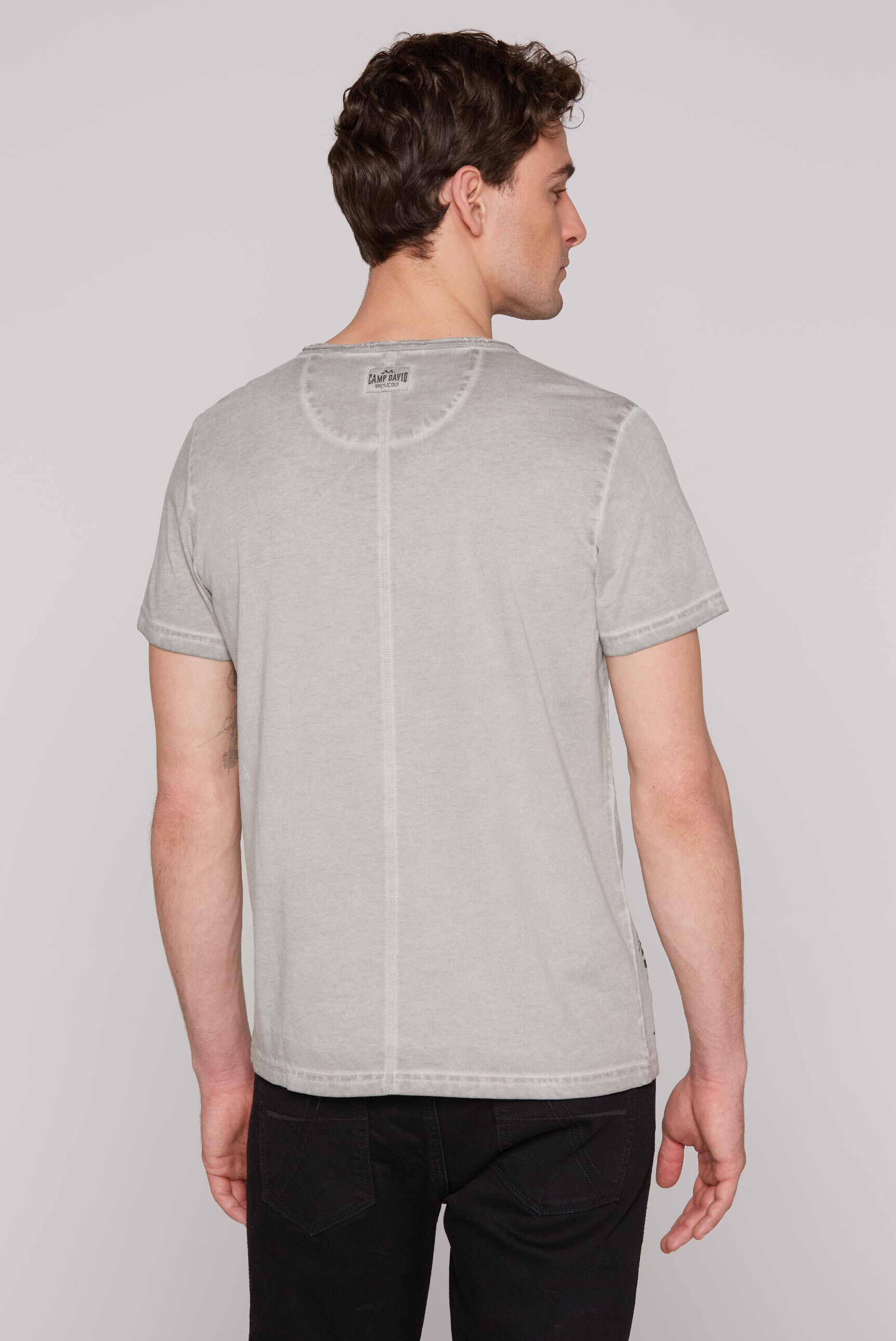CAMP DAVID Henleyshirt, mit Used-Kanten