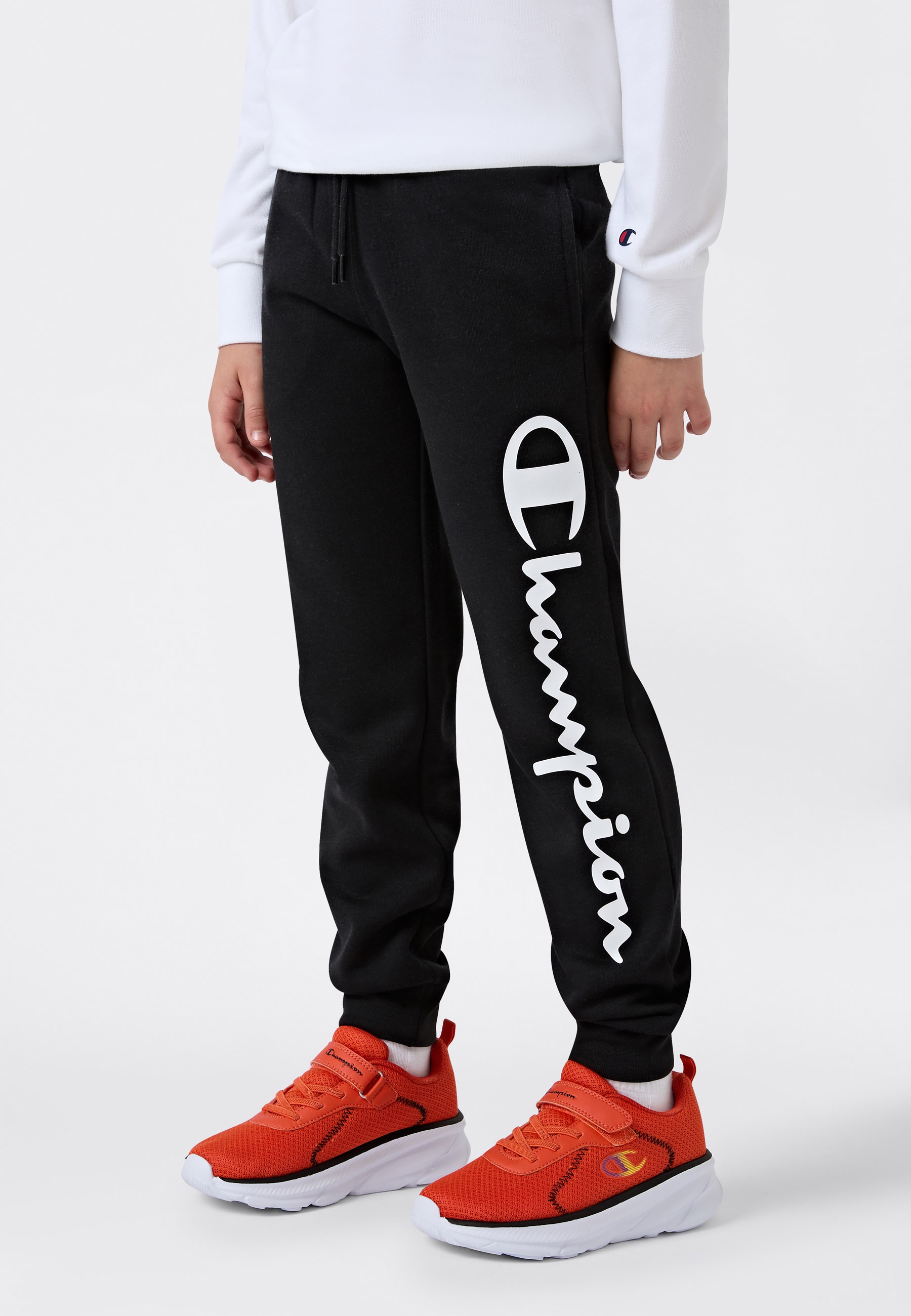 Champion Jogginghose "SPORTWEAR JOGGERS Standard Fit" für Kinder, mit gerippten Beinabschlüssen, aus Baumwolle und Polyester