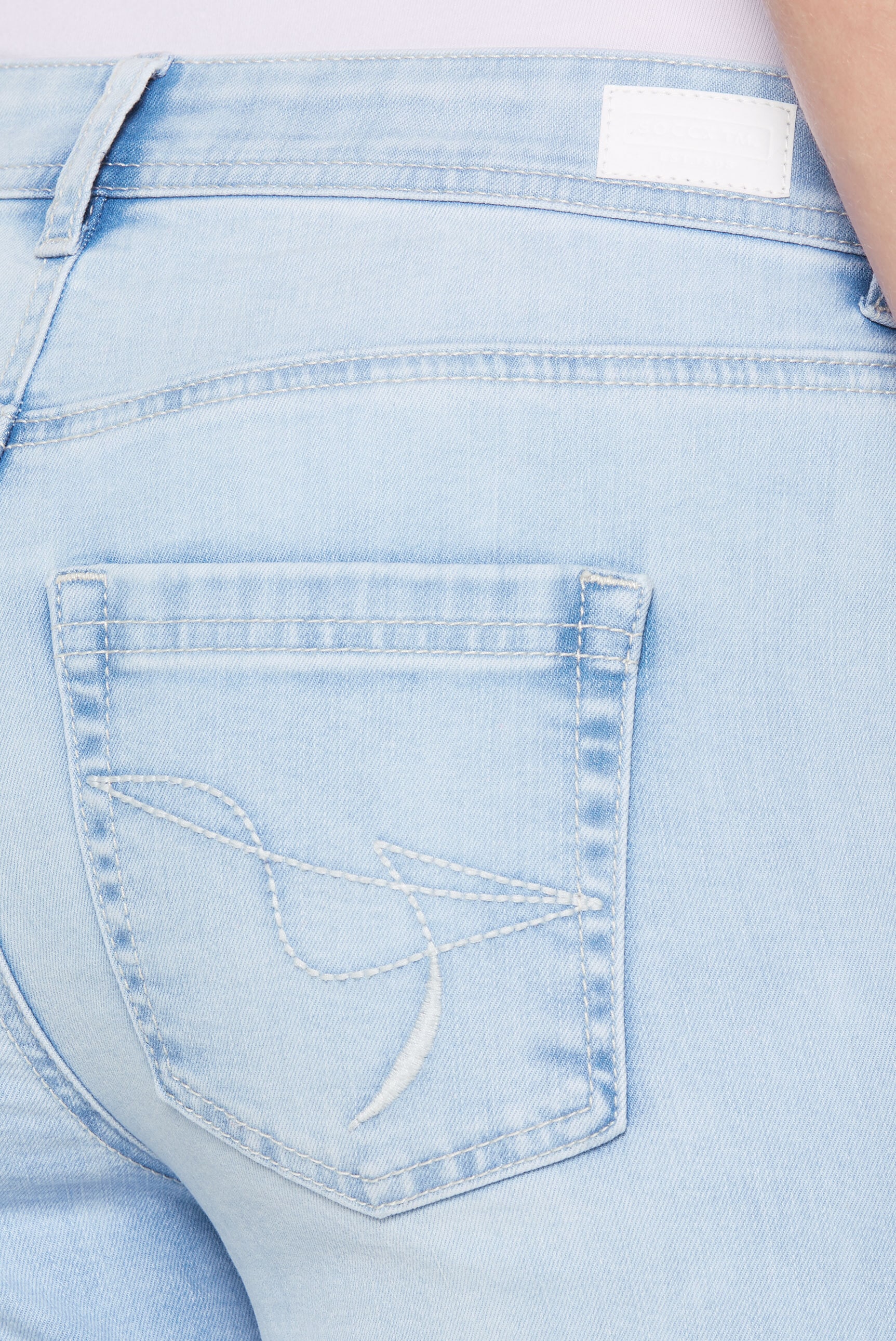 SOCCX Jeansshorts, mit zwei Knöpfen am Bund