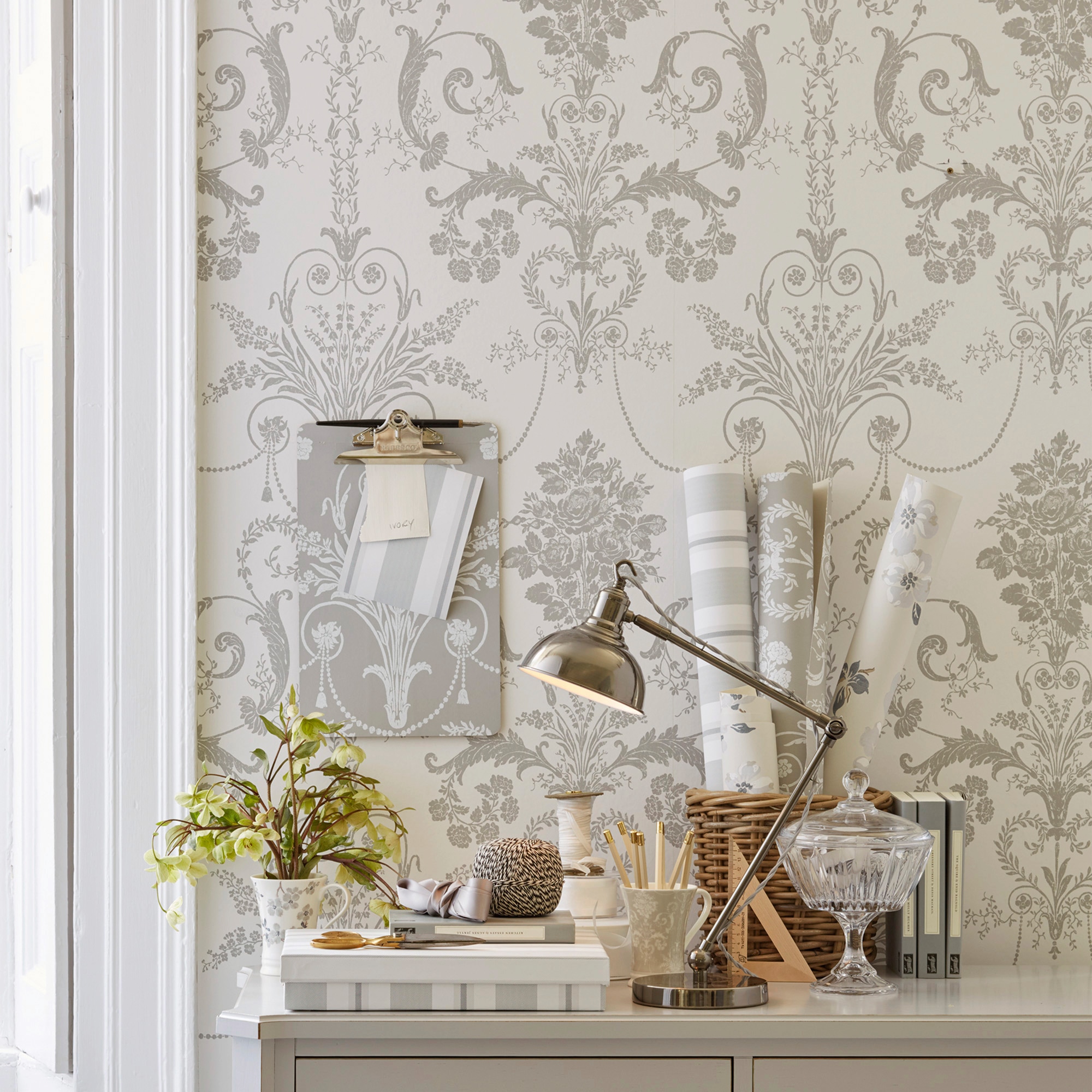 LAURA ASHLEY Vliestapete »Josette«, gemustert, FSC® zertifiziert, mit lebhaftem Druck, 10 Meter Länge