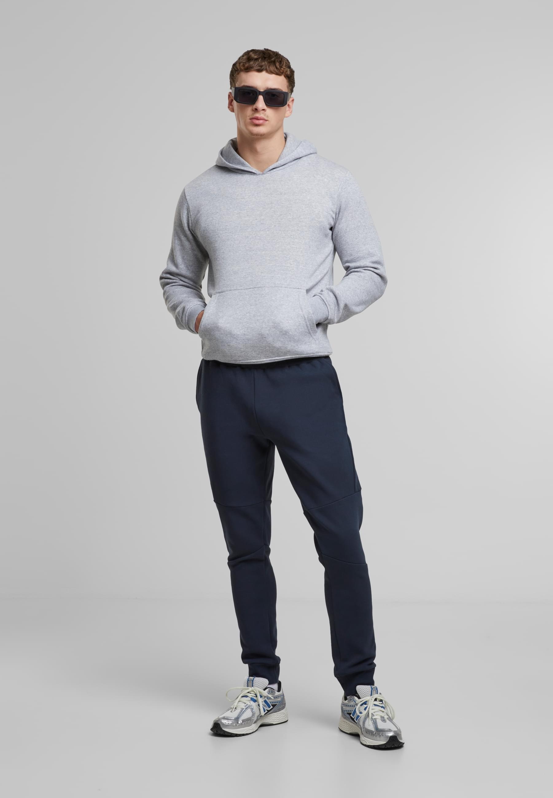URBAN CLASSICS Kapuzensweatshirt »Urban Classics Basic Essential Hoody«, (1 tlg.)