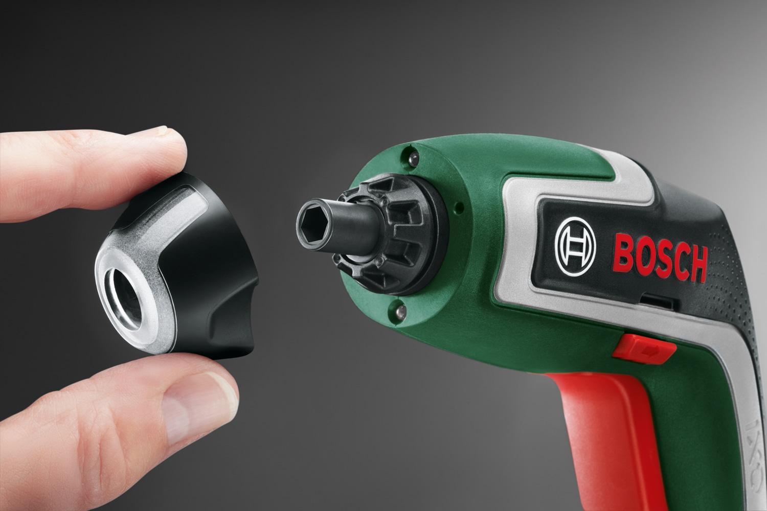 Bosch Home & Garden Akku-Schrauber »IXO 7 Flexi-Set«, mit flexibler Verlängerung 300 mm, Bit-Set und Ladekabel