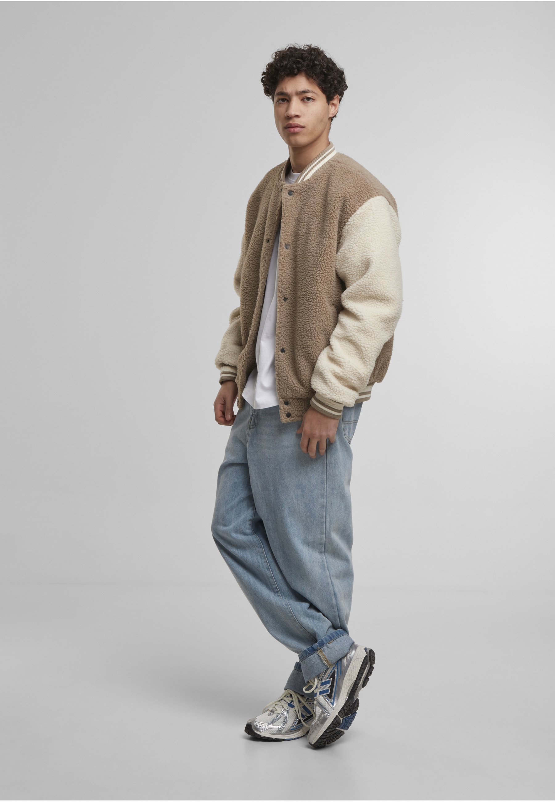 URBAN CLASSICS Collegejacke »Urban Classics Teddy College Jacket« 1 Stk. tlg. ohne Kapuze