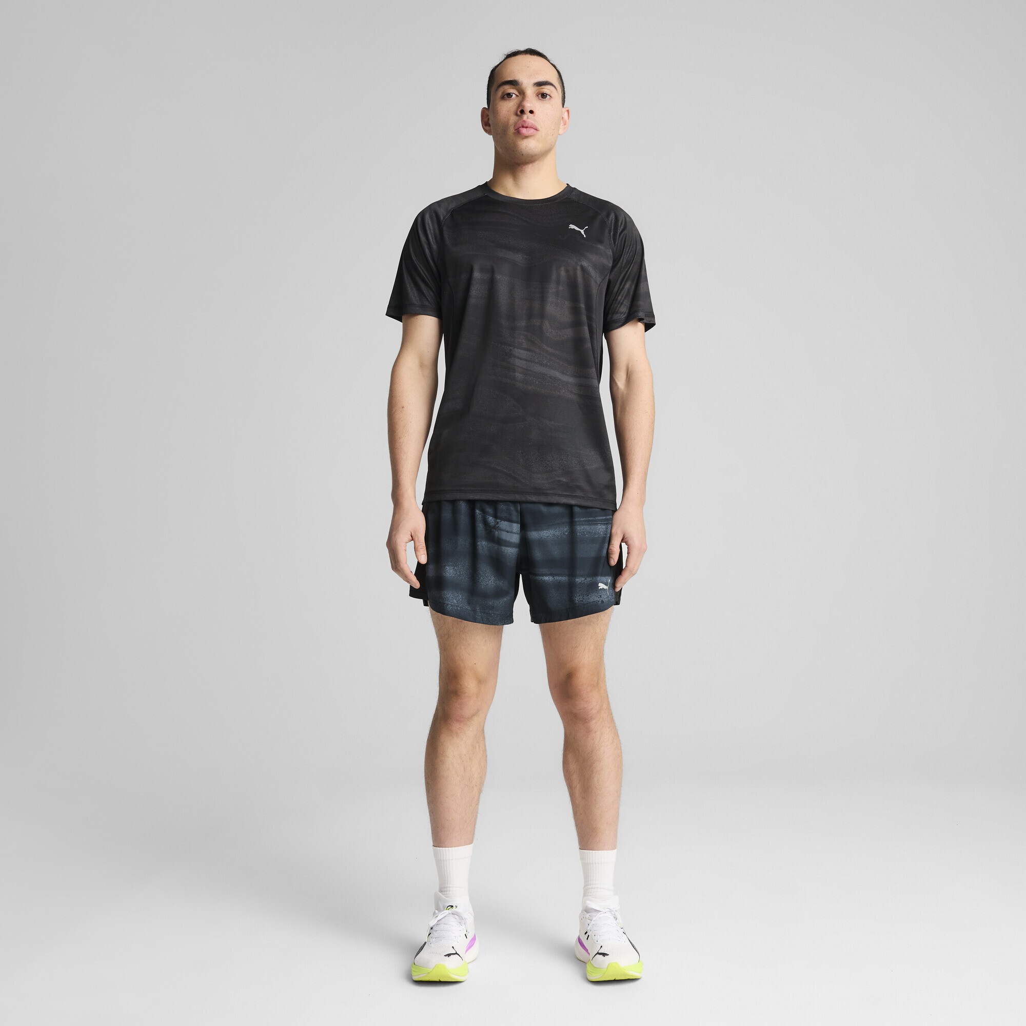 PUMA Laufshirt »VELOCITY Lauf-T-Shirt mit Allover-Print Herren«