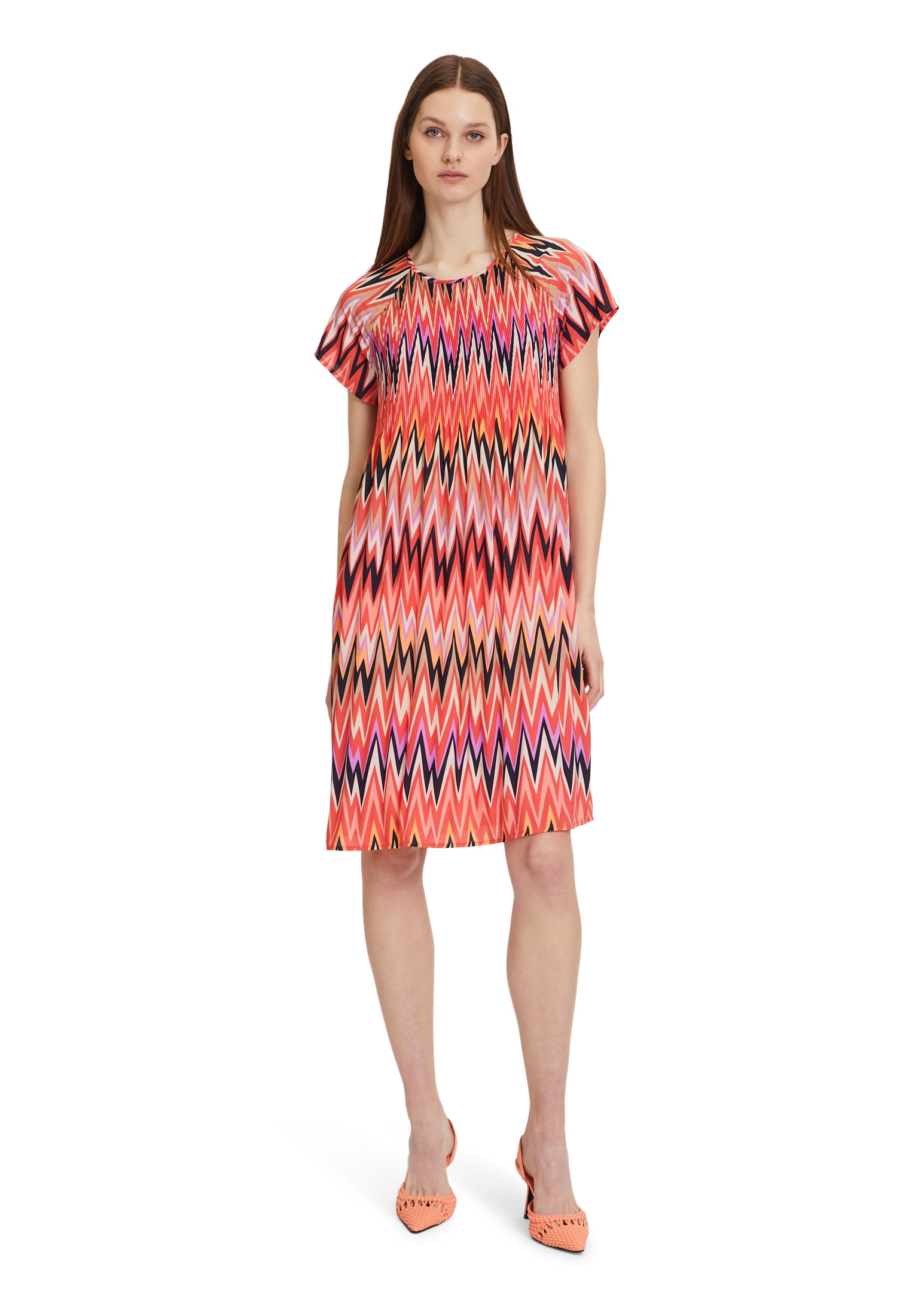 Betty Barclay Plisseekleid »Betty Barclay Plisseekleid kurzarm«, Design