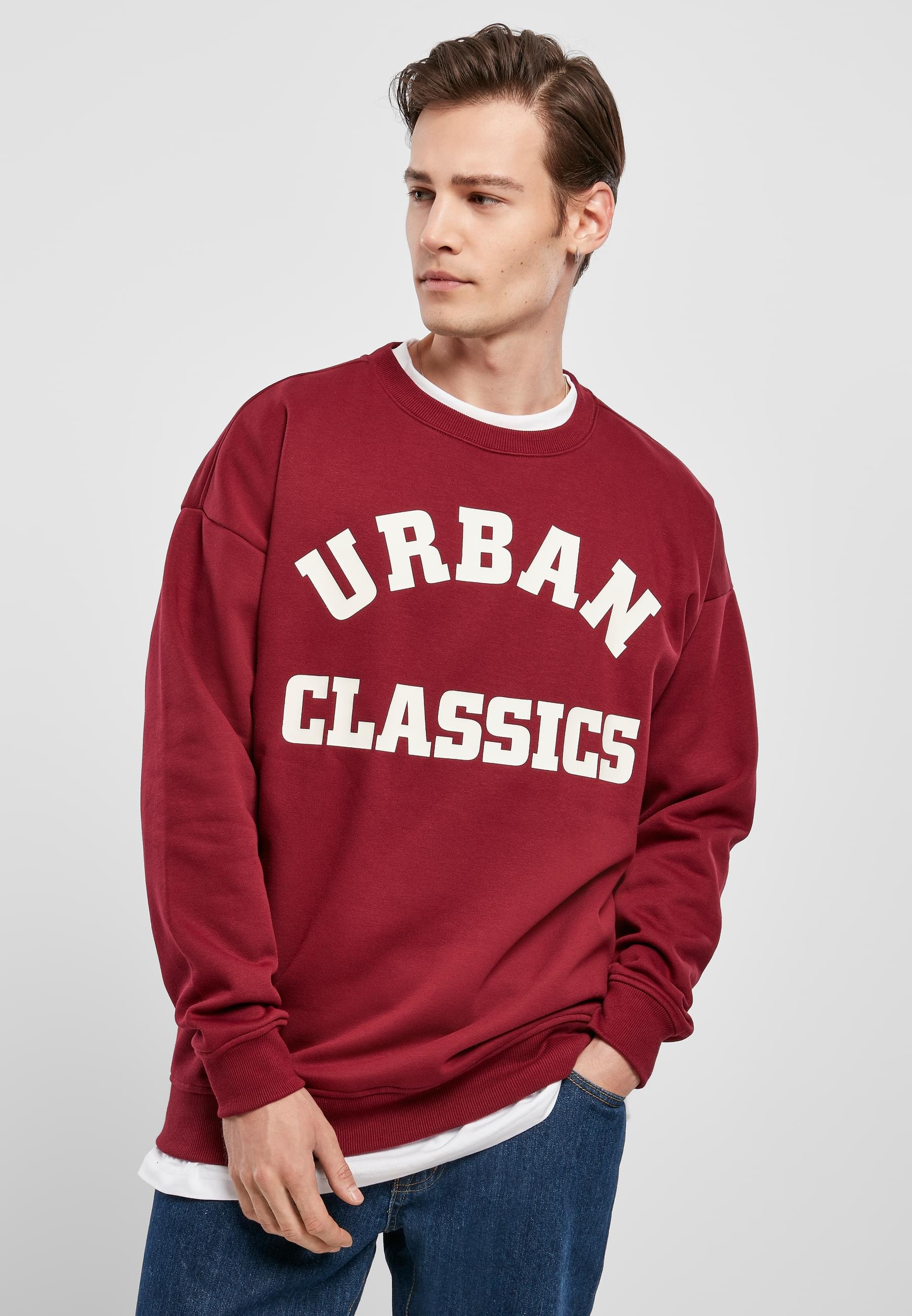 URBAN CLASSICS Rundhalspullover »Urban Classics Herren College Print Crew«, (1 tlg.)