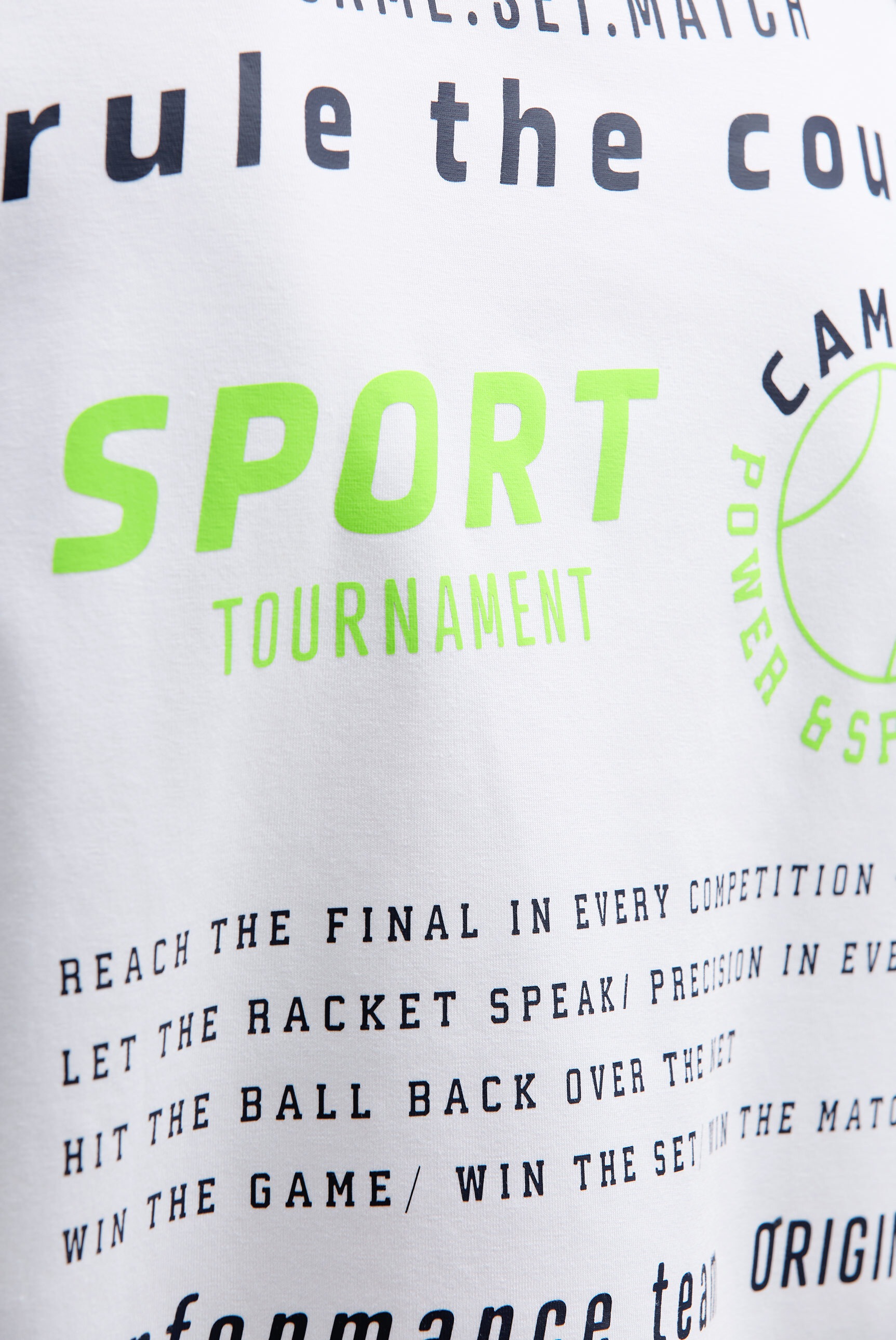 CAMP DAVID Kapuzensweatshirt , mit reflektierenden Details
