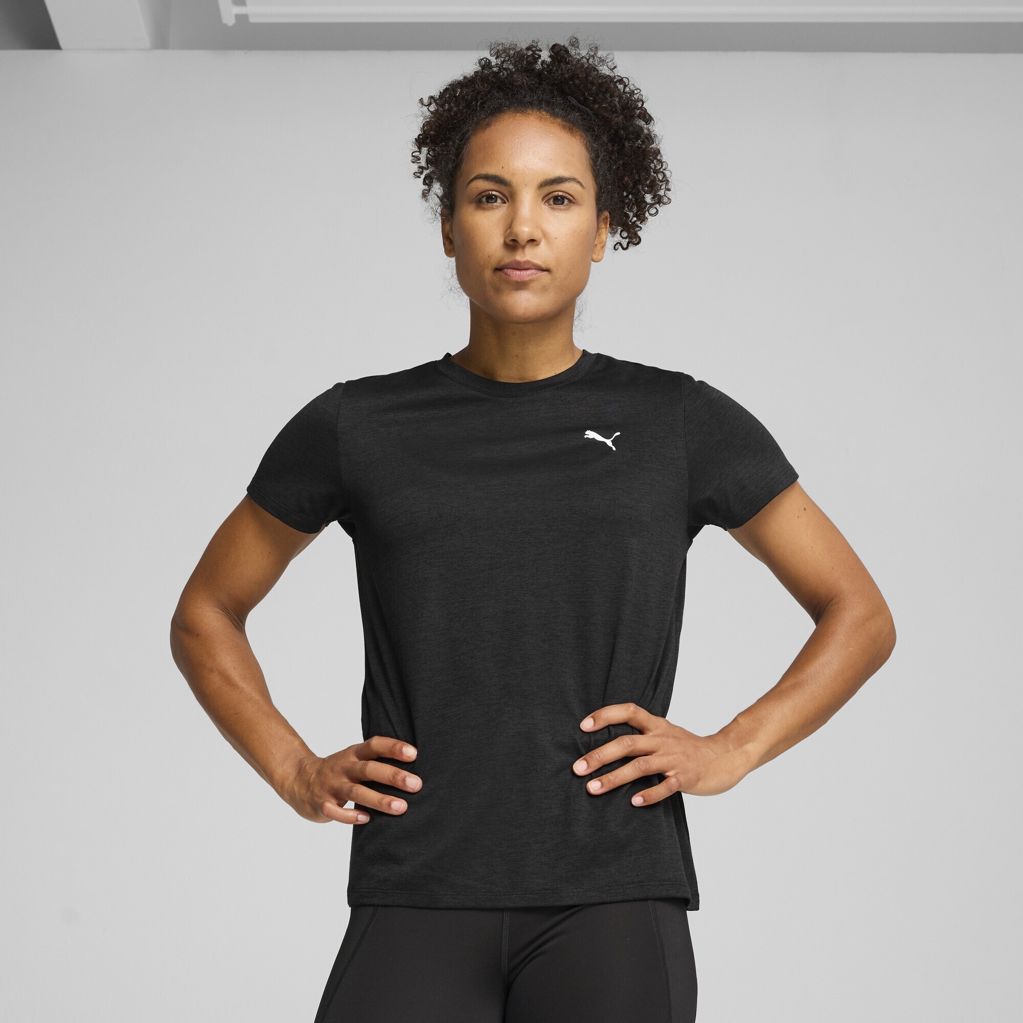 PUMA Trainingsshirt »TAD ESSENTIALS Meliertes T-Shirt Damen«