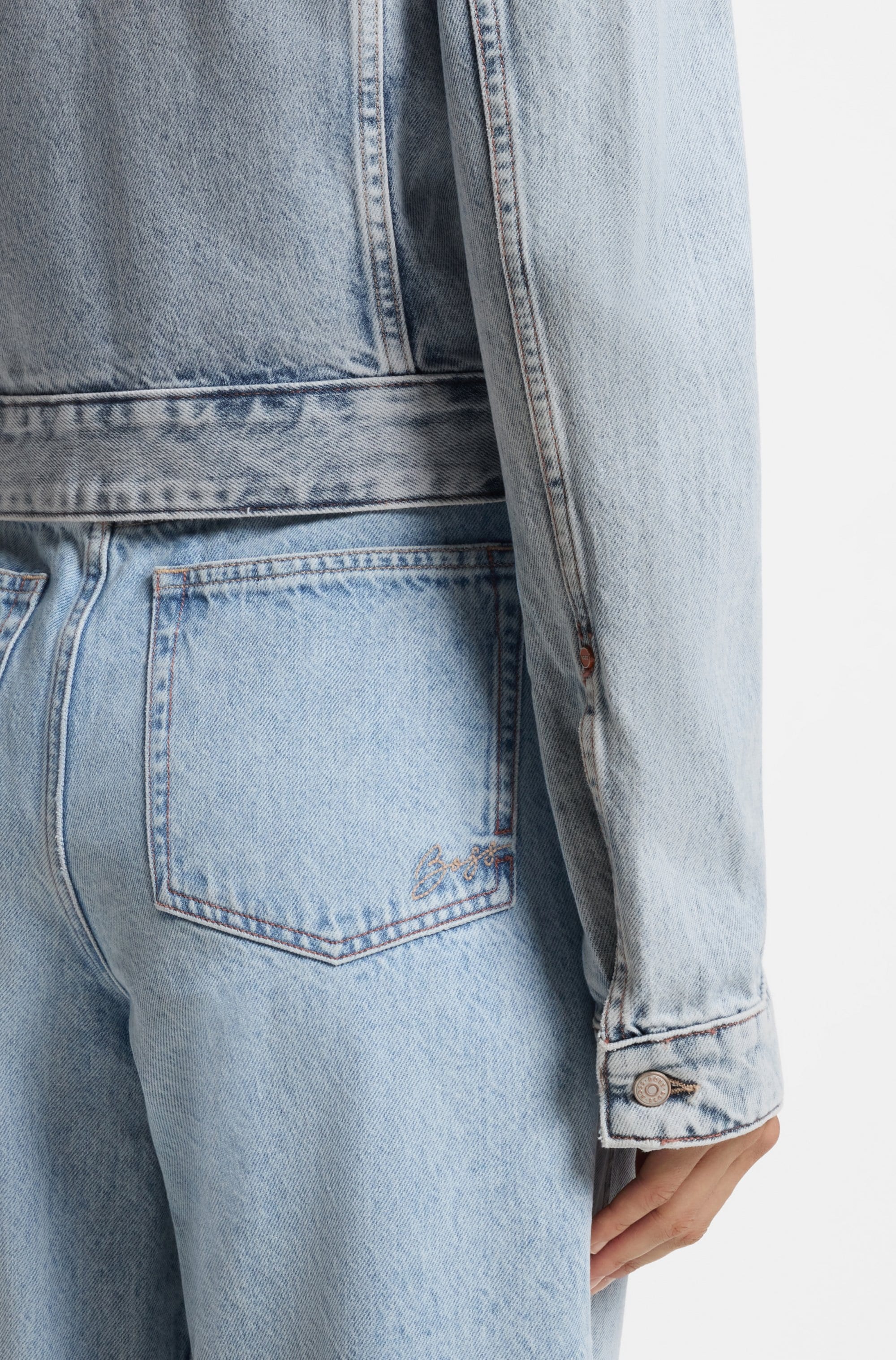 BOSS ORANGE Jeansjacke »TRUCKER JKT Premium Damenmode« aus Baumwoll-Denim, Slim Fit