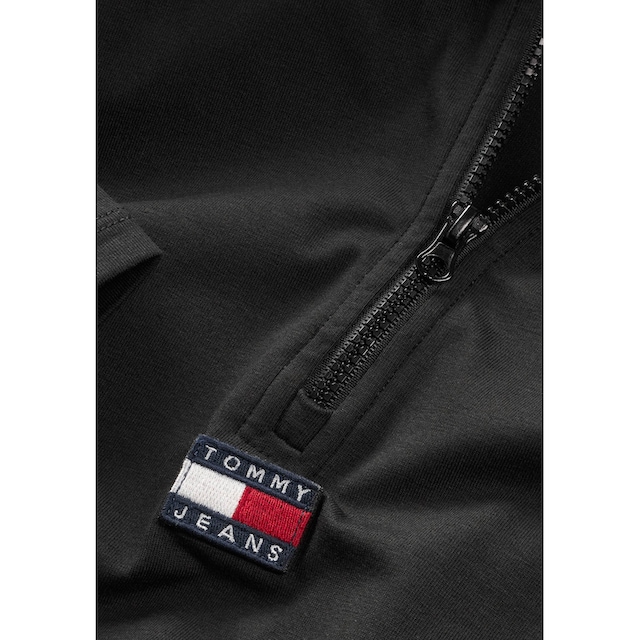 Tommy Jeans Langarmshirt »TJW XS BADGE 1/4 ZIP MOCKNECK LS«, mit Tommy Jeans  Logostickerei online kaufen | BAUR
