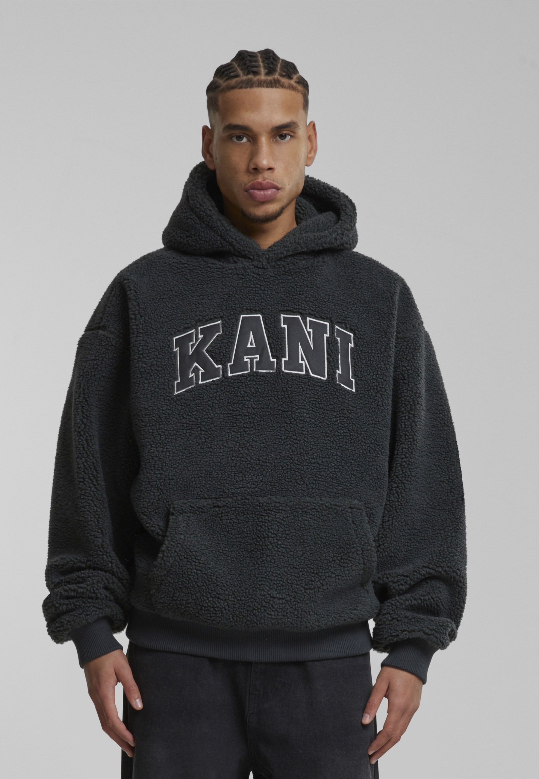 Karl Kani Kapuzensweatshirt »Karl Kani Karl Kani Serif Teddy Hoodie«, 1 Stk.
