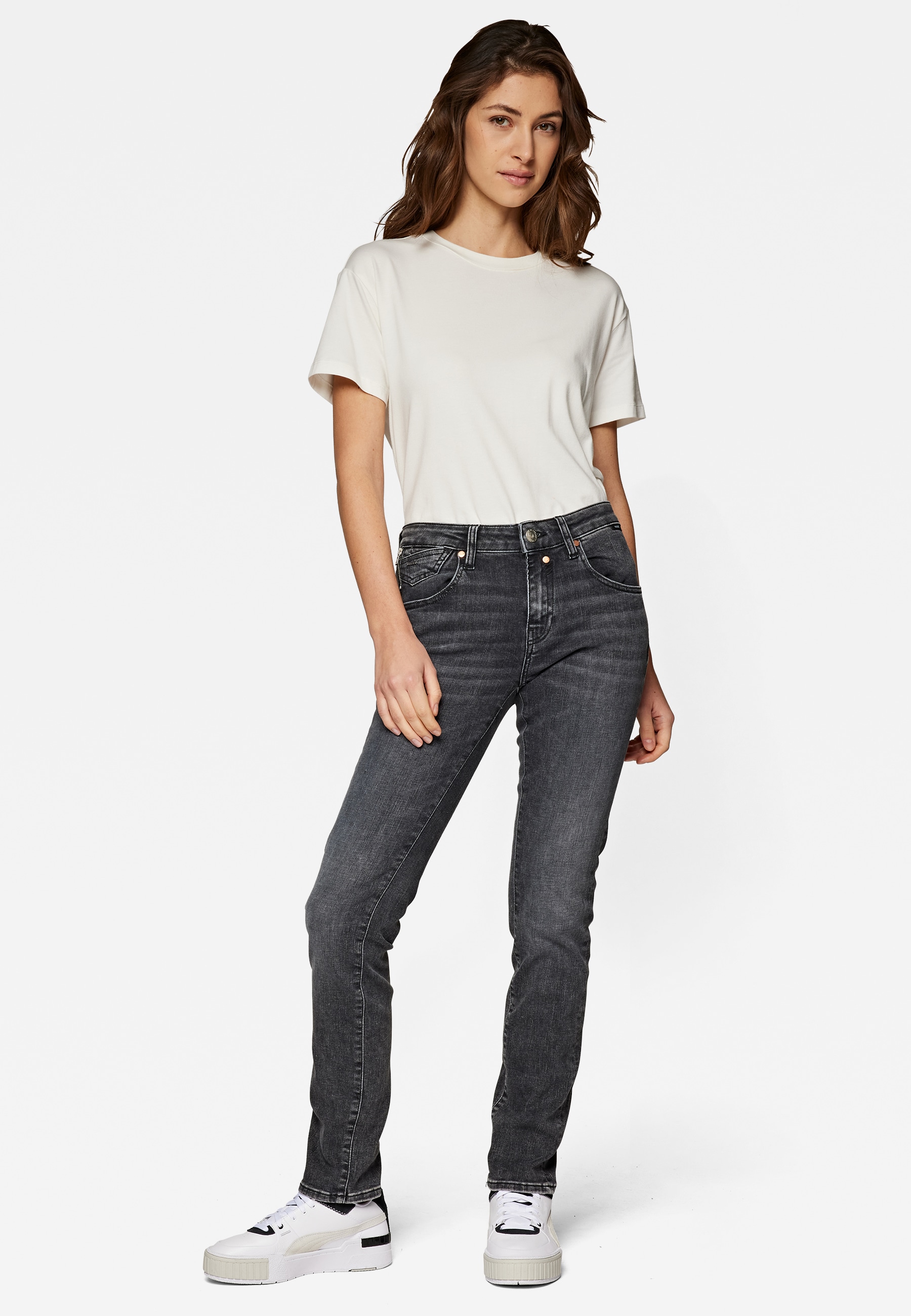 Skinny-fit-Jeans »// Label-Detail Modell "Sophie"«, Slim Skinny Jeans