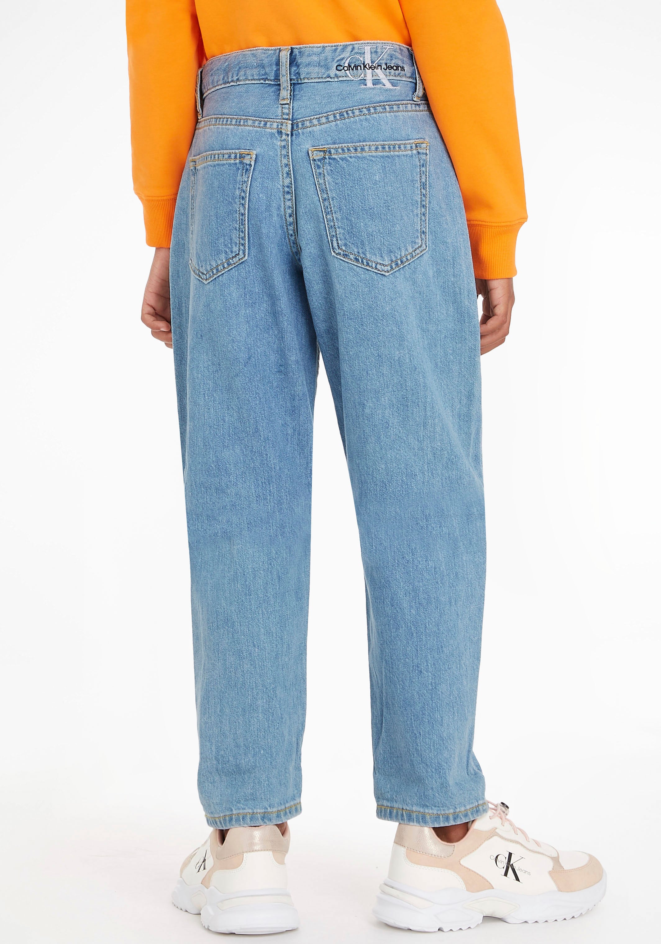 Calvin Klein Jeans Straight-Jeans, mit Calvin Klein Logostickerei hinten am Bund