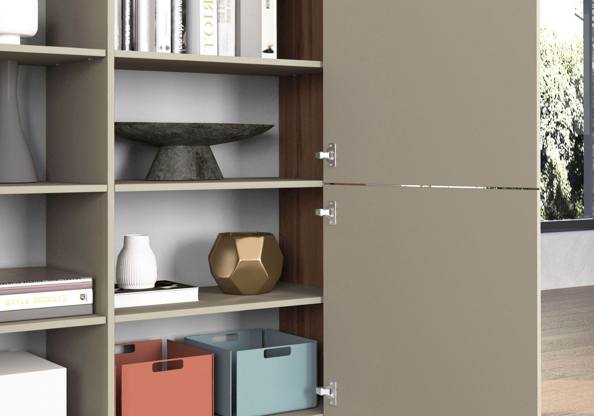 OTTO home Highboard »CHRONOS Breite 140 cm mit 4 Türen und 8 Fächer 'Made in Italy'« 1 Stk. tlg. Hohes Sideboard, Kommode, Schrank, Grifflos mit Push to Open