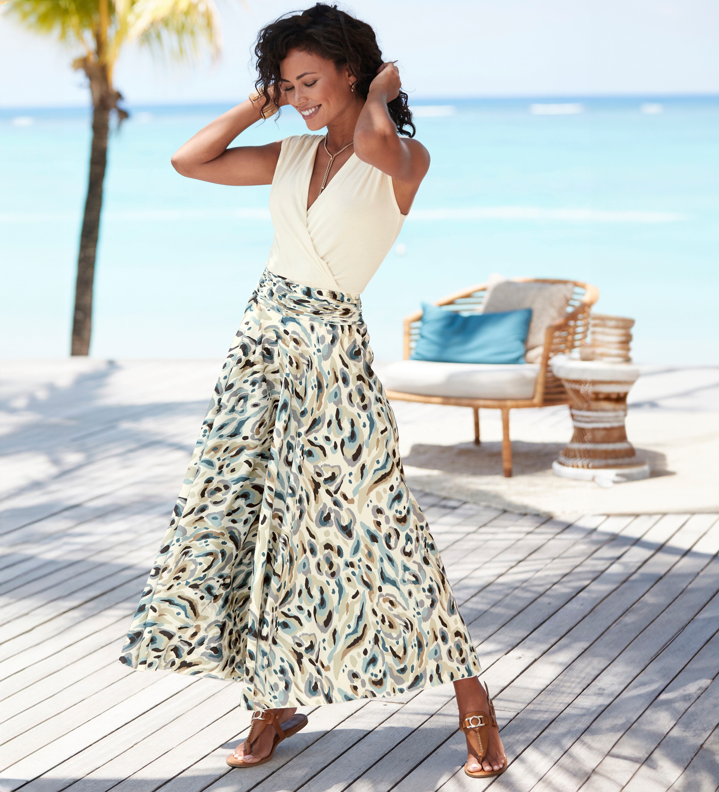 LASCANA Hosenrock, mit Alloverdruck, Culotte, extraweites Bein