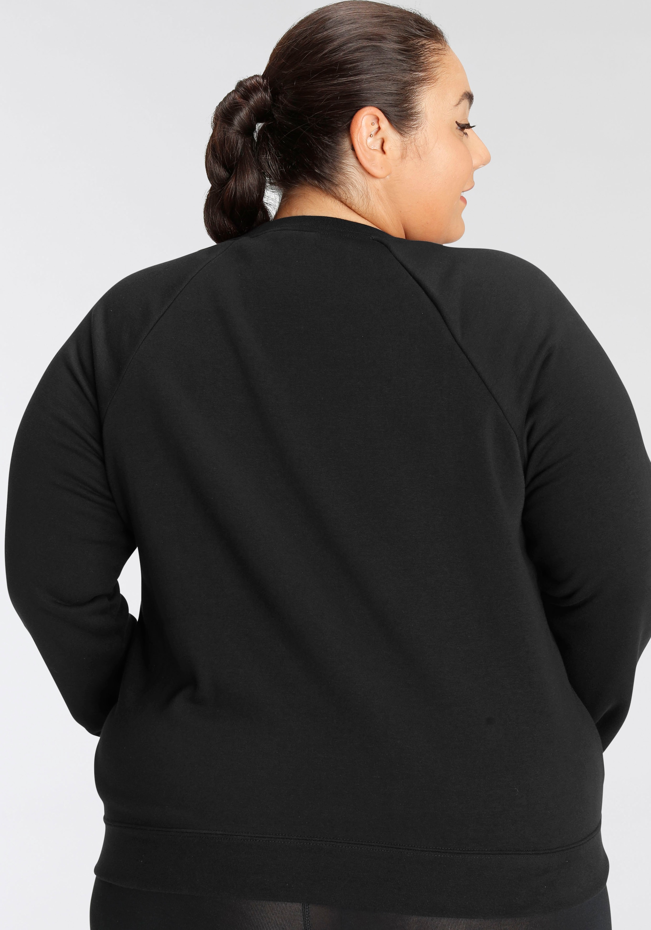 Nike Sportswear Sweatshirt "ESSENTIAL WOMENS FLEECE CREW (PLUS SIZE)" günstig online kaufen