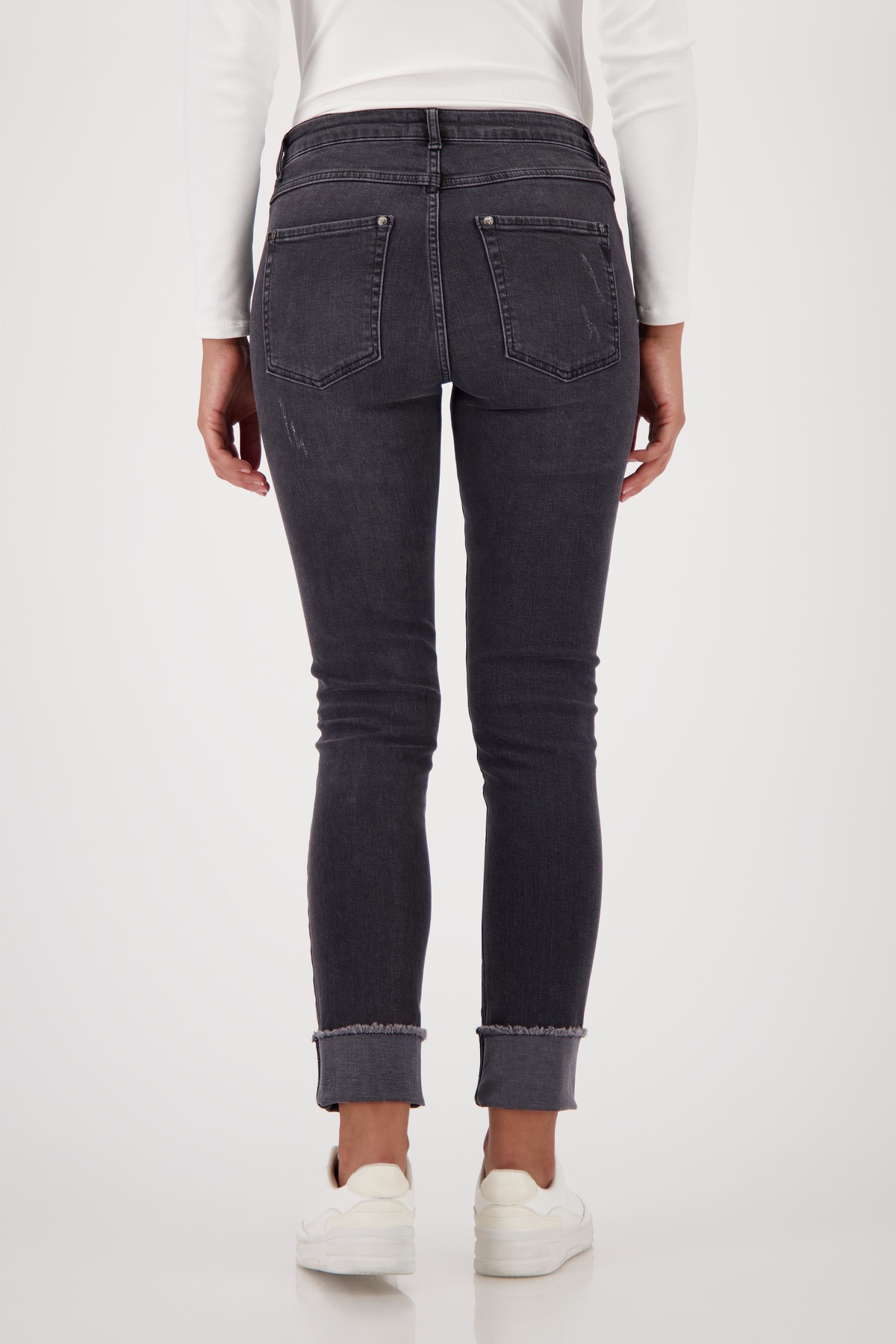 Monari Slim-fit-Jeans "Hose Jeans Nietenschmuck", Slim-fit-Passform, mit St günstig online kaufen