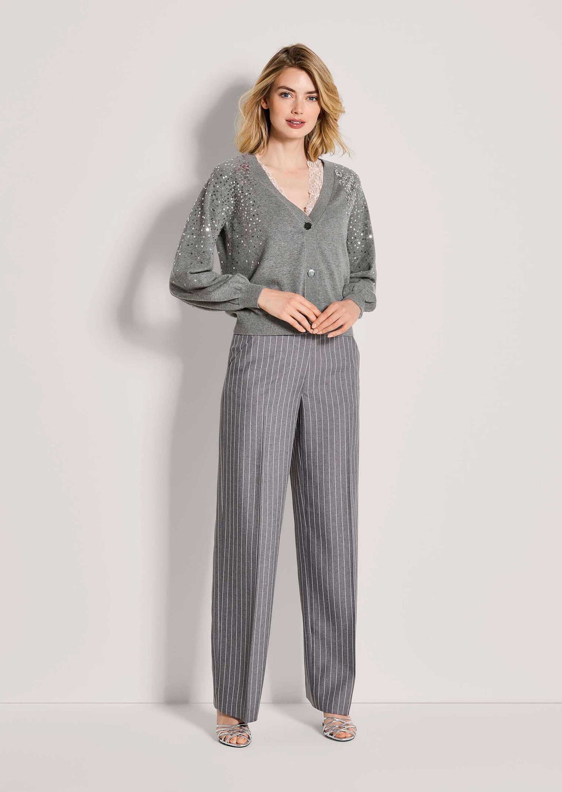 MADELEINE Strickjacke "Strickjacke Elegante Feinstrickjacke mit V-Ausschnit günstig online kaufen